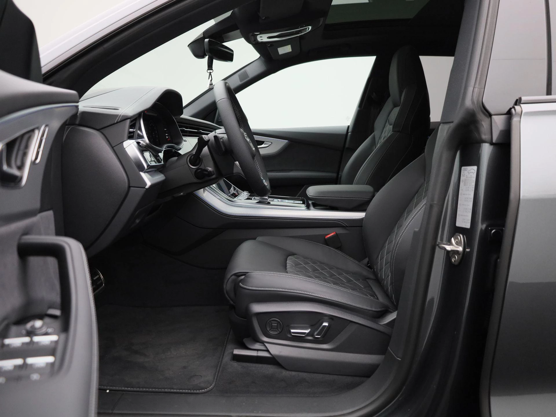 Audi Q8 60 TFSI e quattro Pro Line S Competition 490 PK