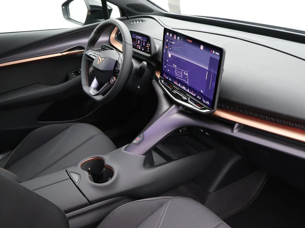 CUPRA-Tavascan-image-2
