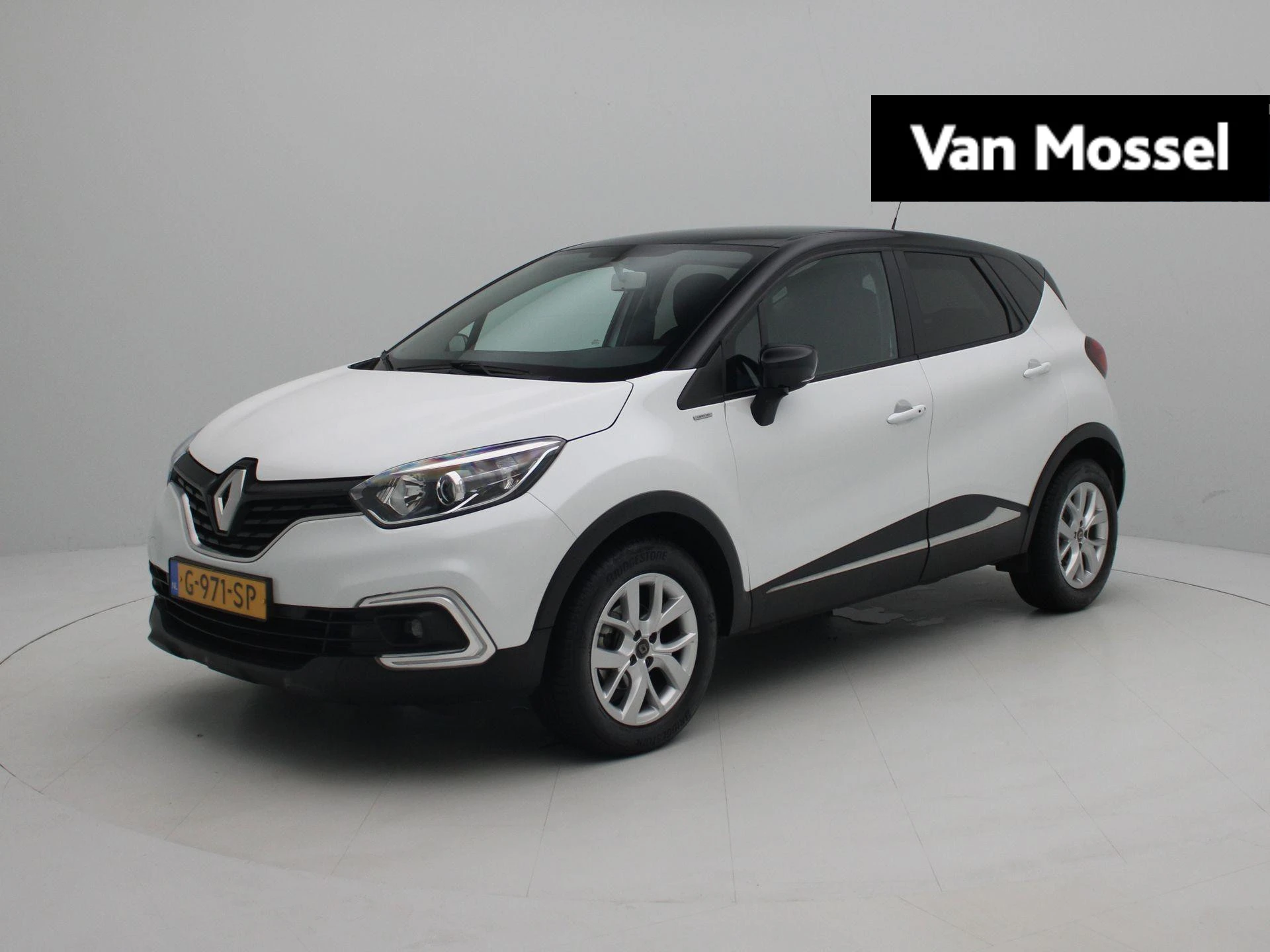 Renault-Captur-image-0