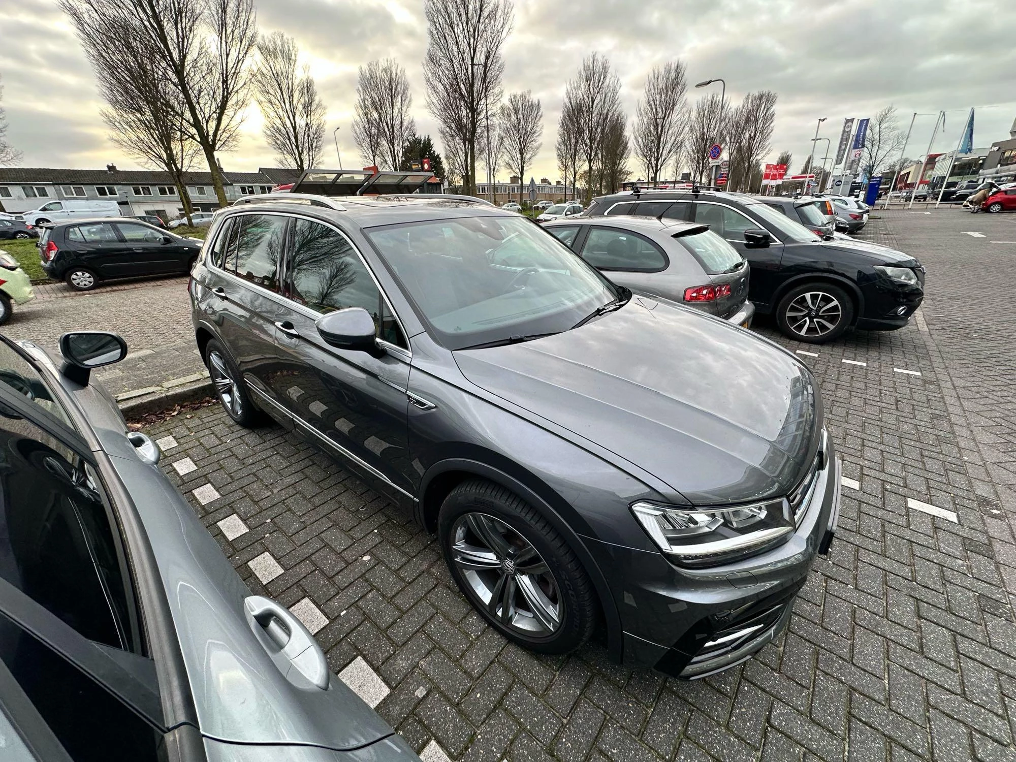 Volkswagen Tiguan 2.0 TSI 4Motion R-Line