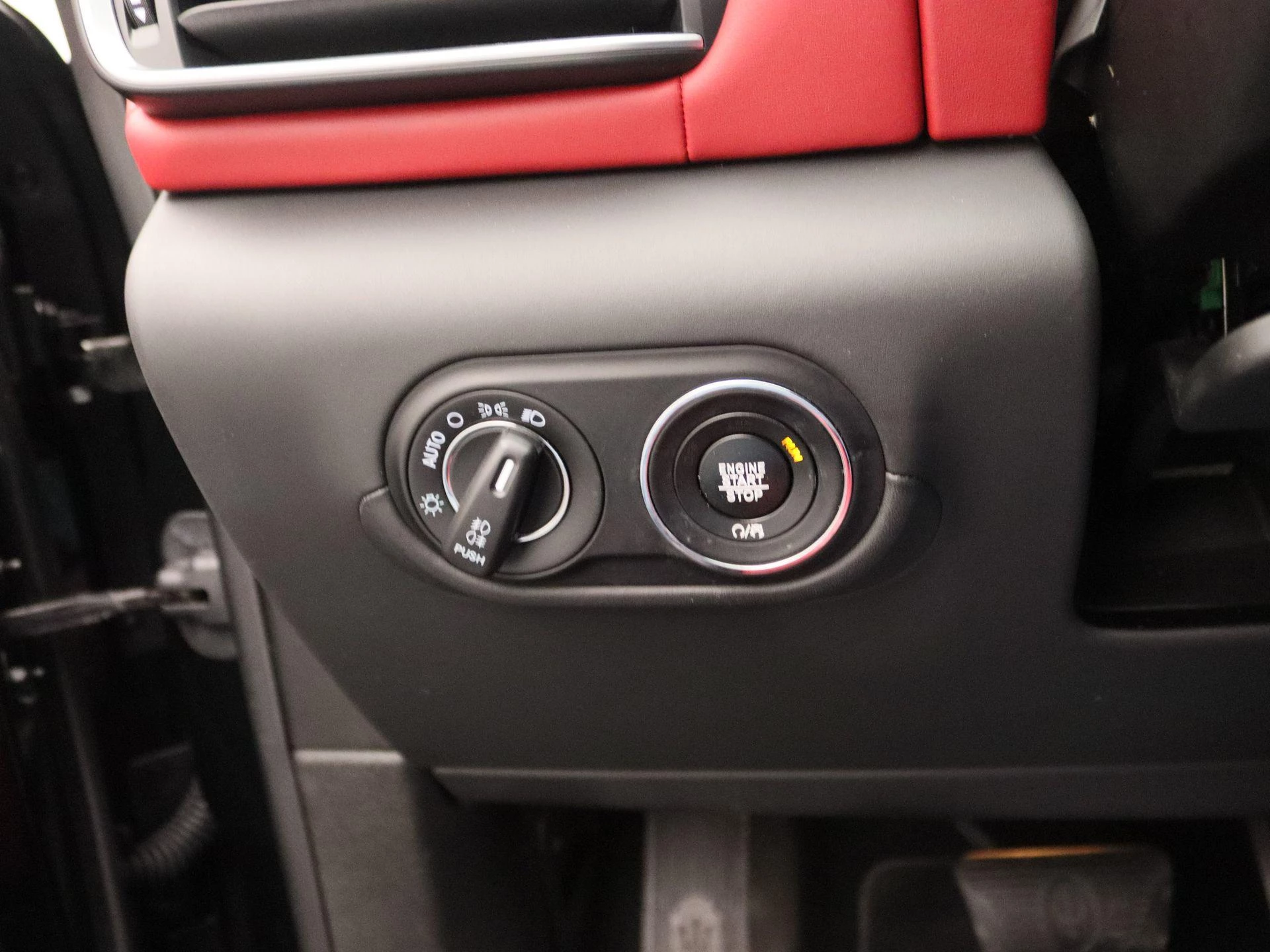 Maserati-Levante-image-20