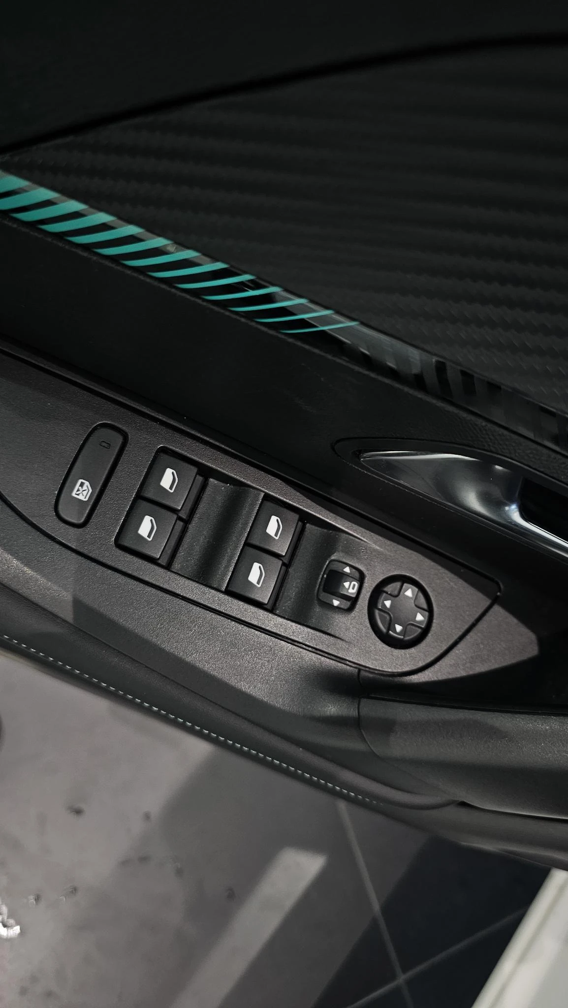 Peugeot-2008-image-14