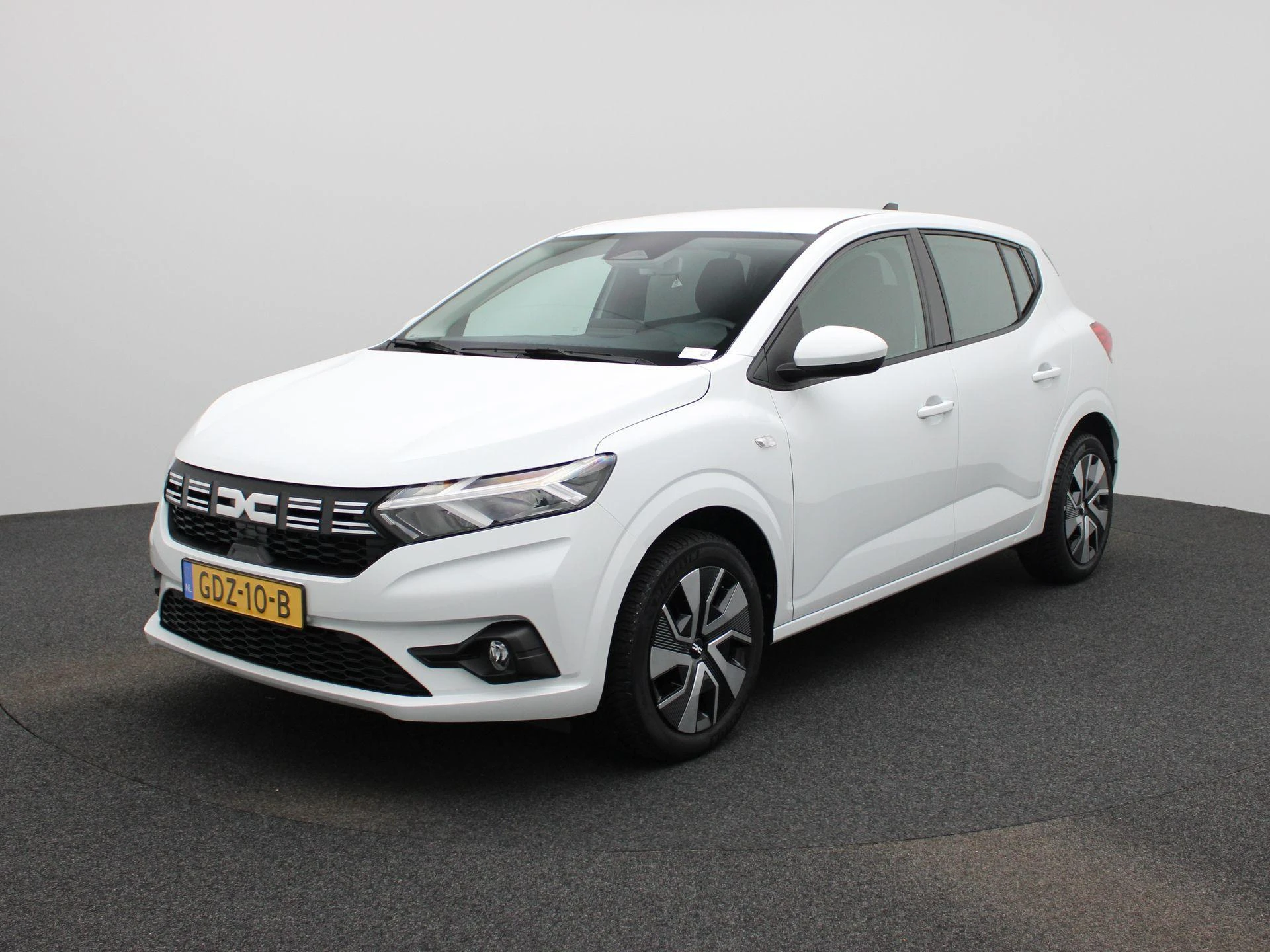 Dacia Sandero - 1