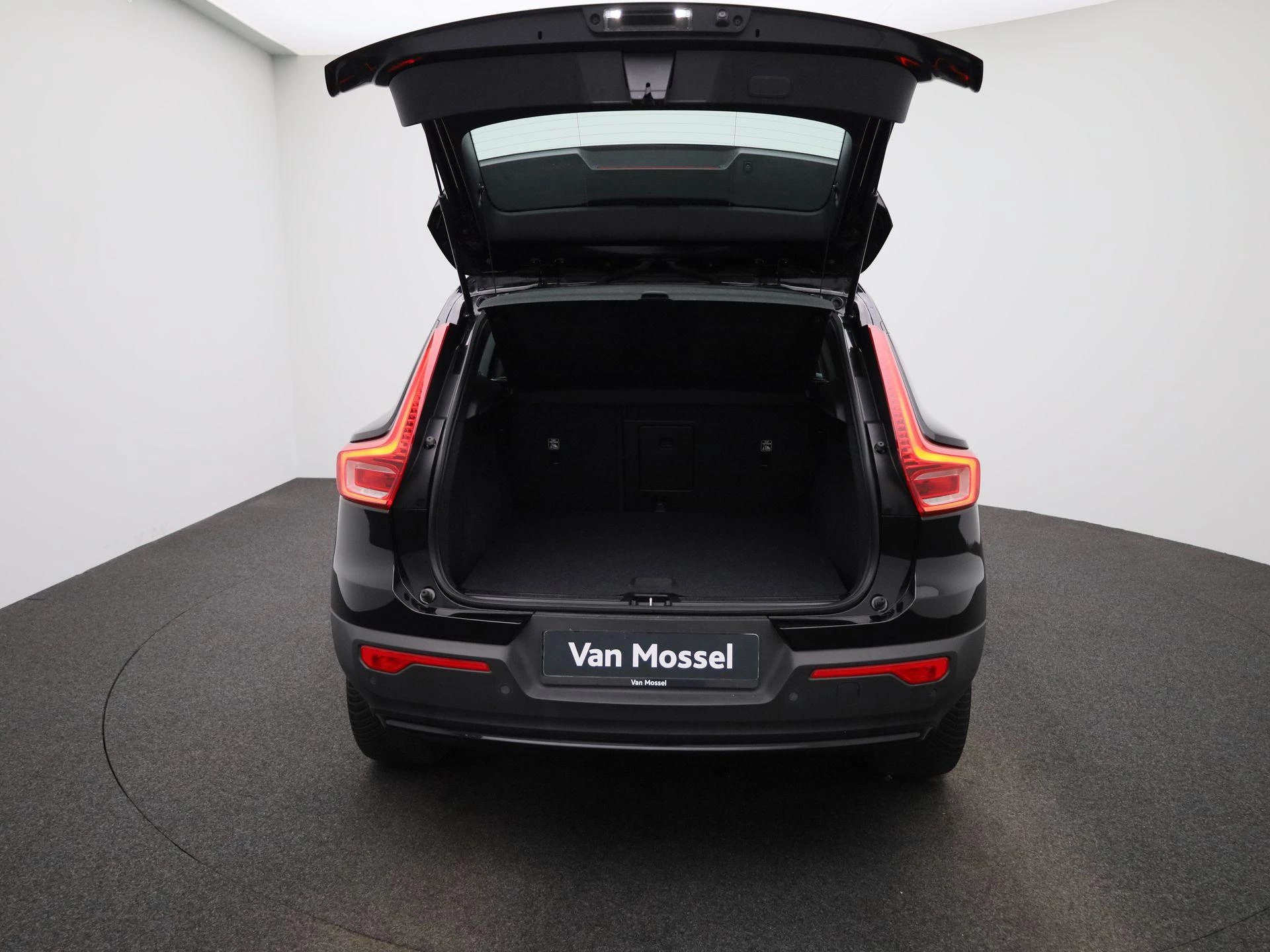 Volvo XC40 Recharge Core