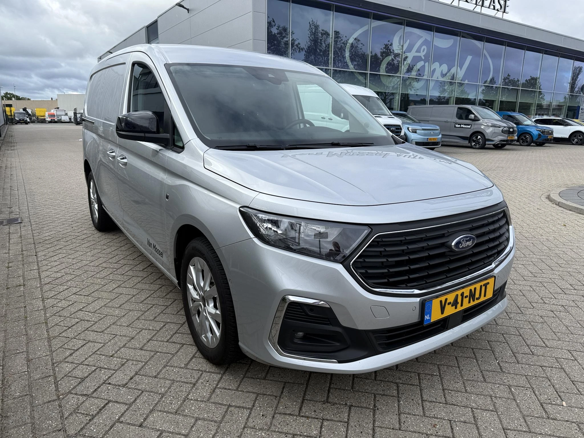 Ford-Transit Connect-image-7