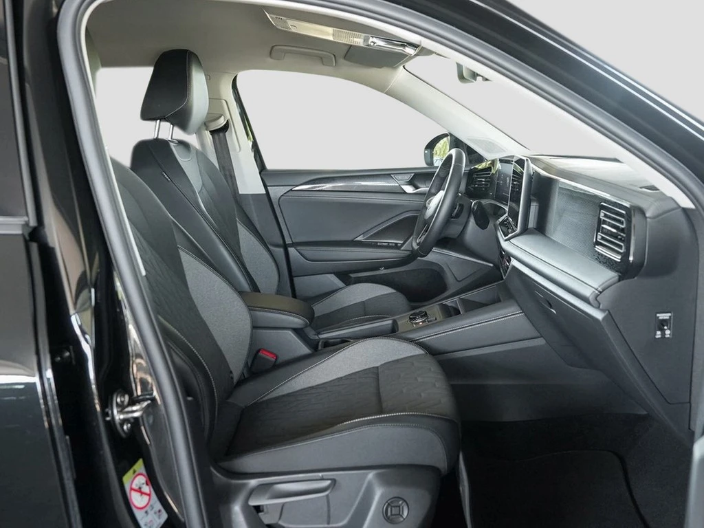 Volkswagen-Tiguan-image-6
