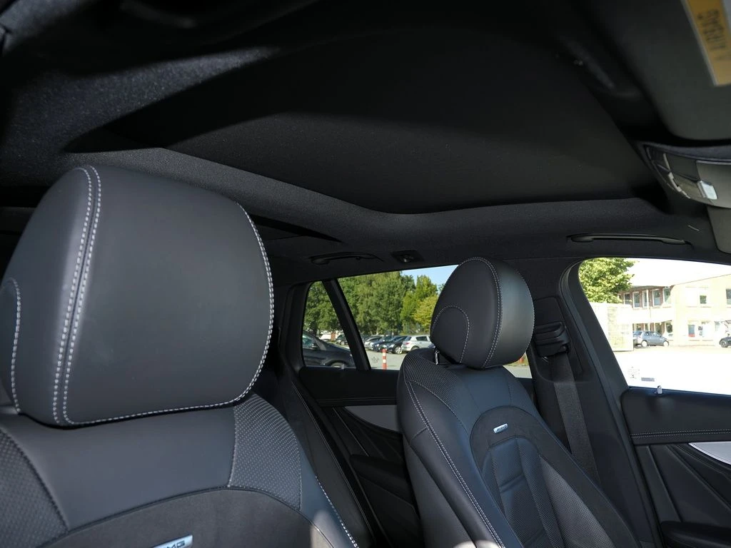 Mercedes-AMG-E-Klasse 53-image-12