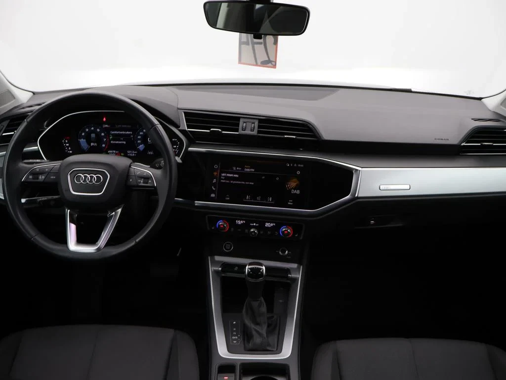 Audi-Q3-image-11