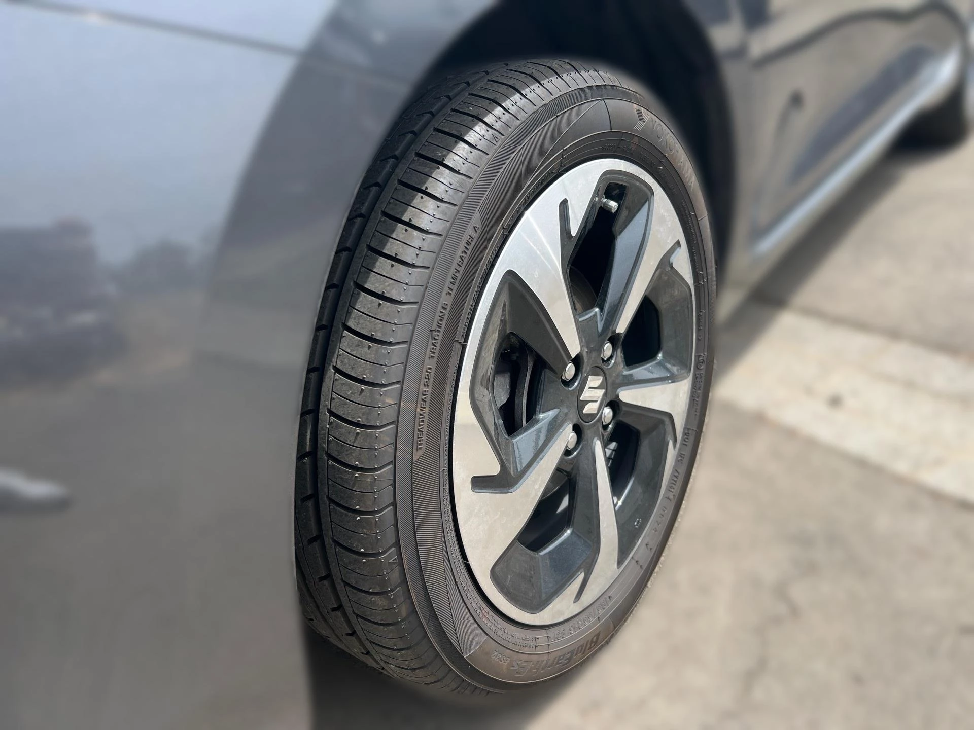 Suzuki Swift 1.2 Grand Luxe + CVT