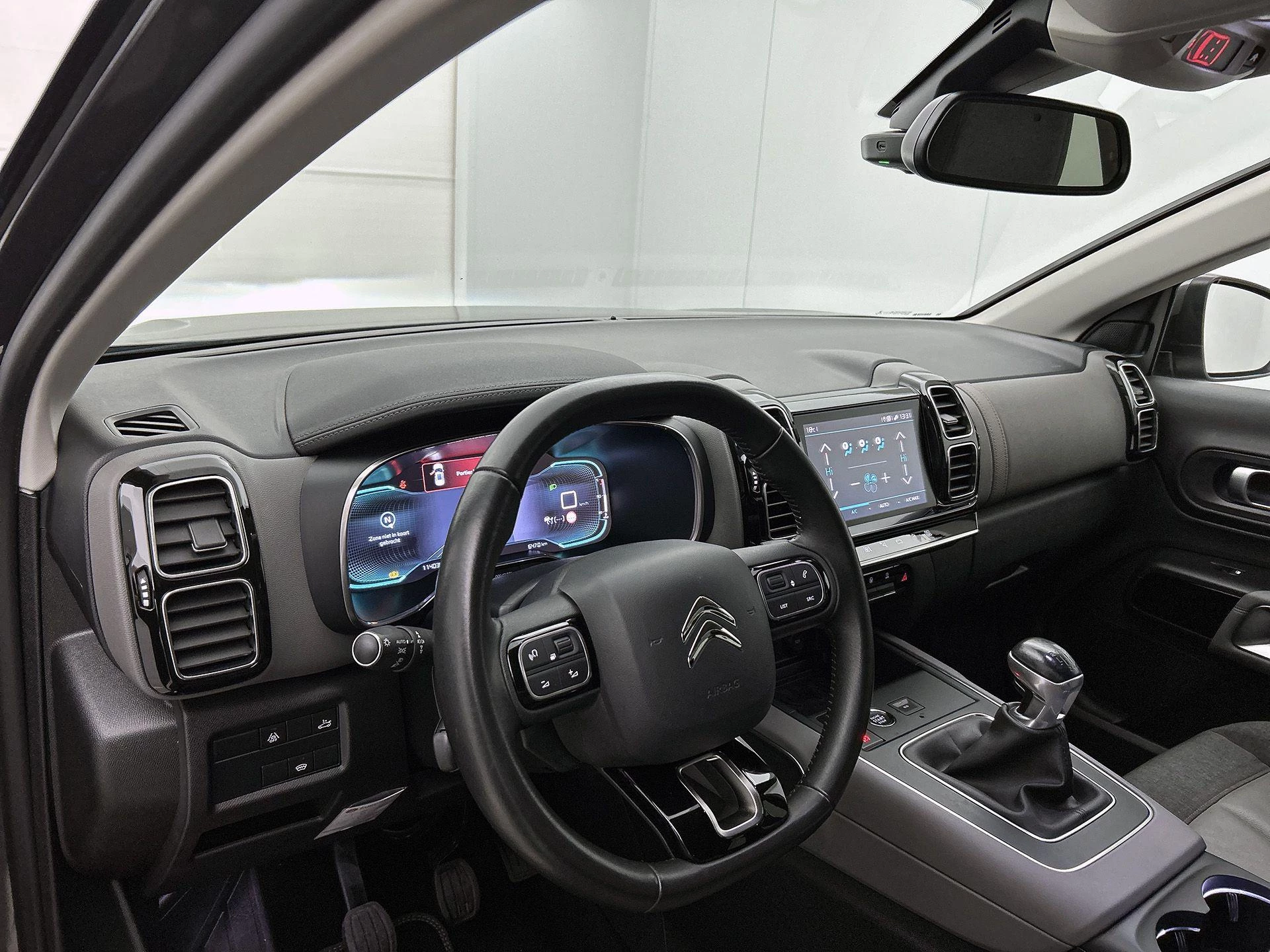 Citroën-C5 Aircross-image-17