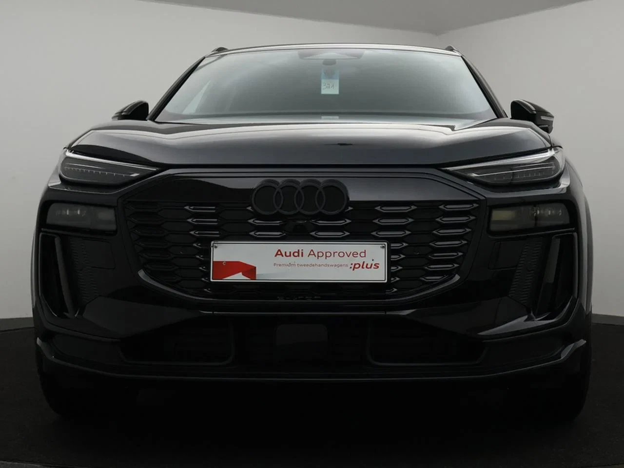 Audi-Q6 e-tron-image-1