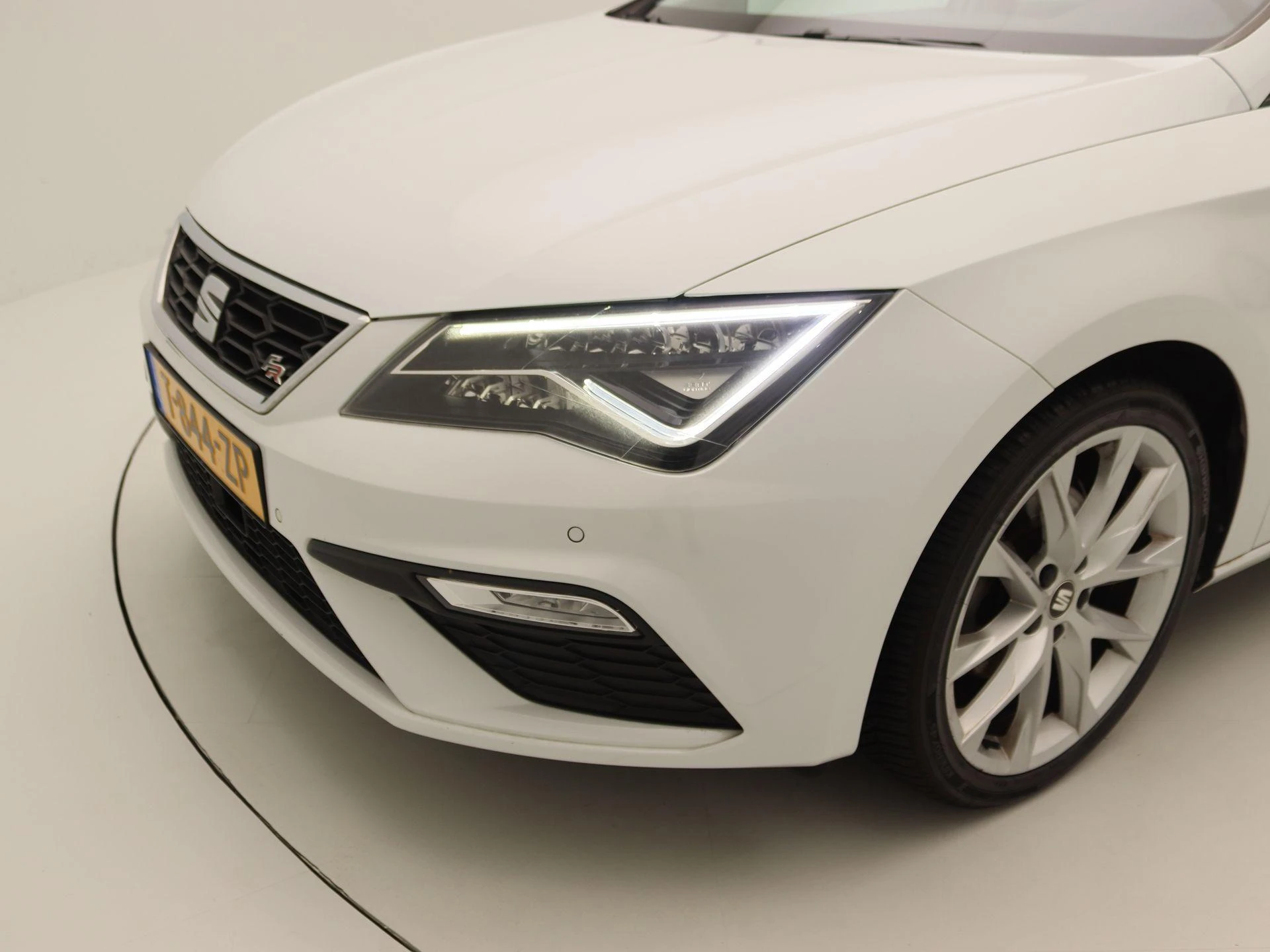 SEAT Leon 1.5 TSI FR Business Intense
