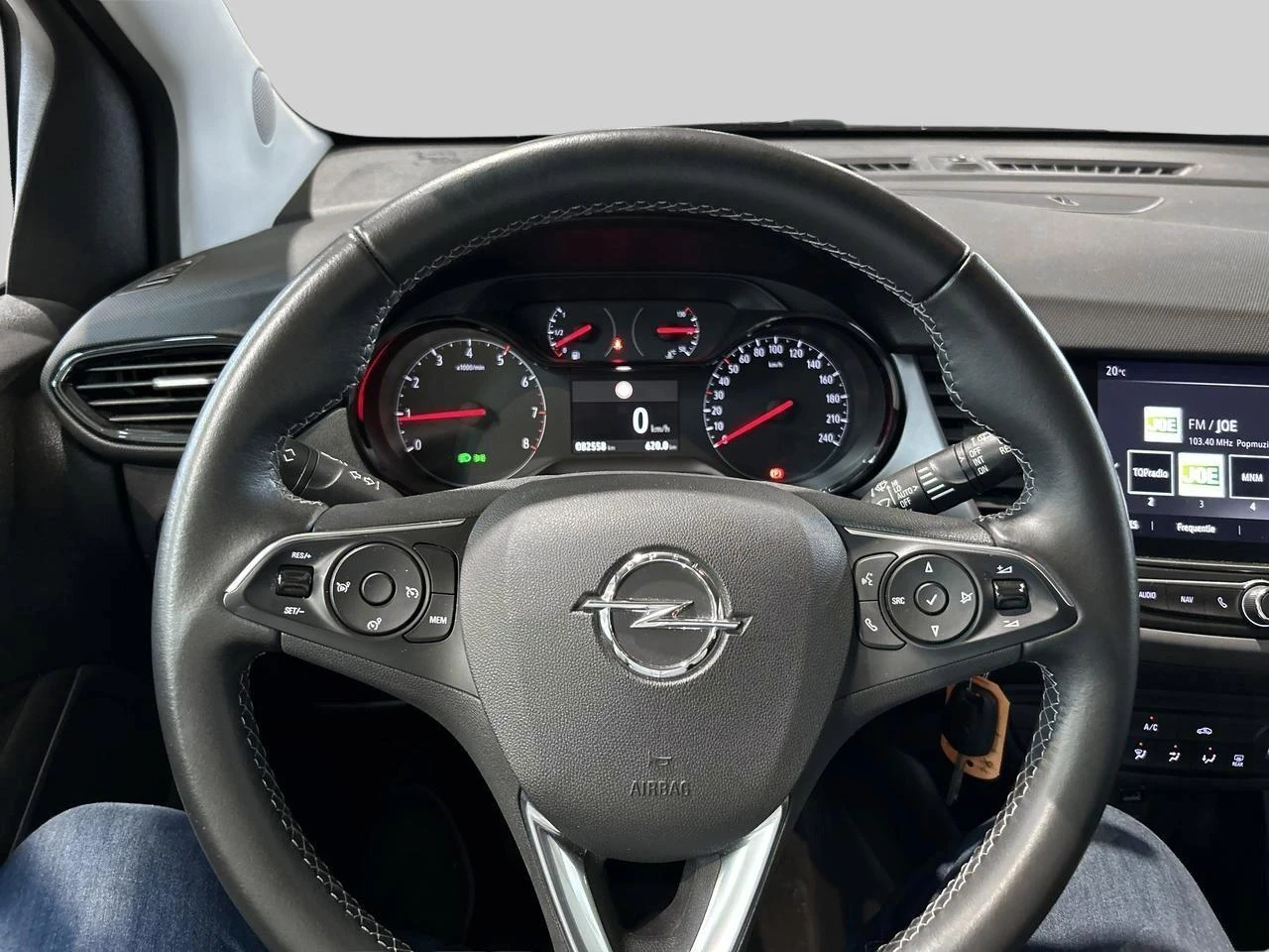 Opel-Crossland X-image-9