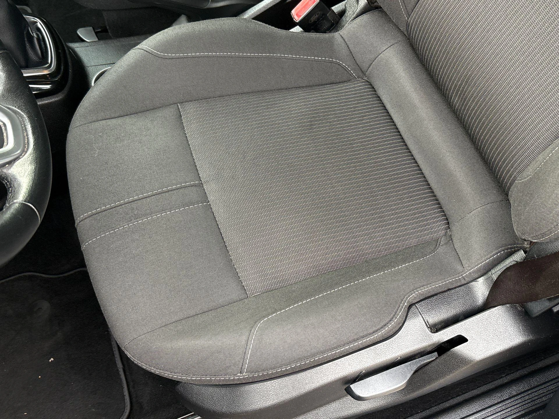 Ford-B-MAX-image-9