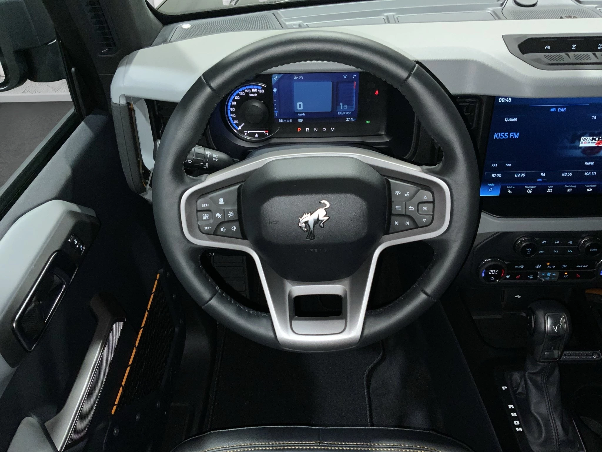 Ford Bronco Badlands 5-Türer 2.7 l EcoBoost V6. 10-Gang-Automatik. Allrad e-4WD MJ 2023.25