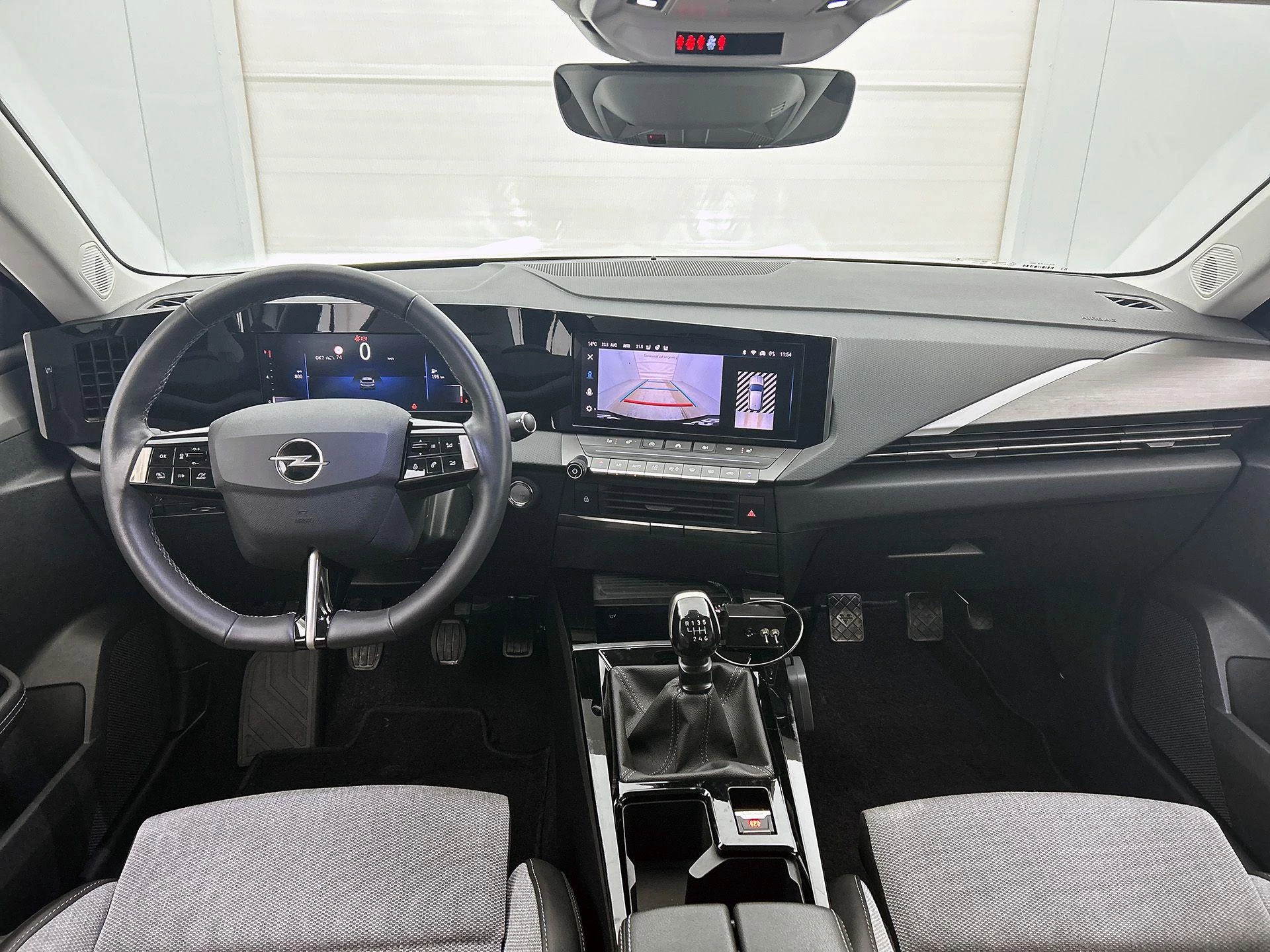 Opel-Astra-image-18