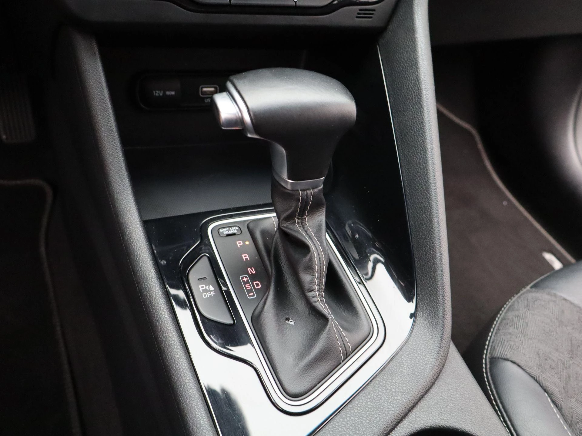 Kia-Niro-image-16