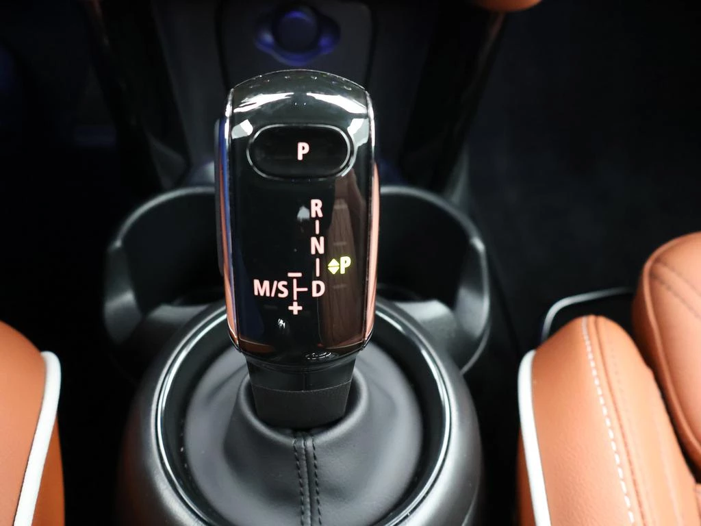 MINI-Cabrio-image-25