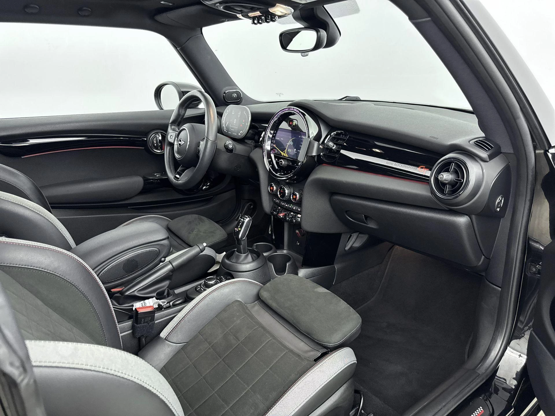 MINI-Cooper S-image-18