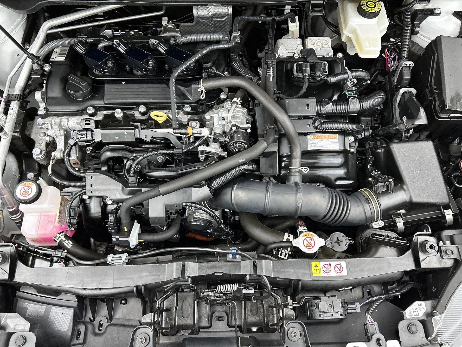 Toyota-Yaris-image-9