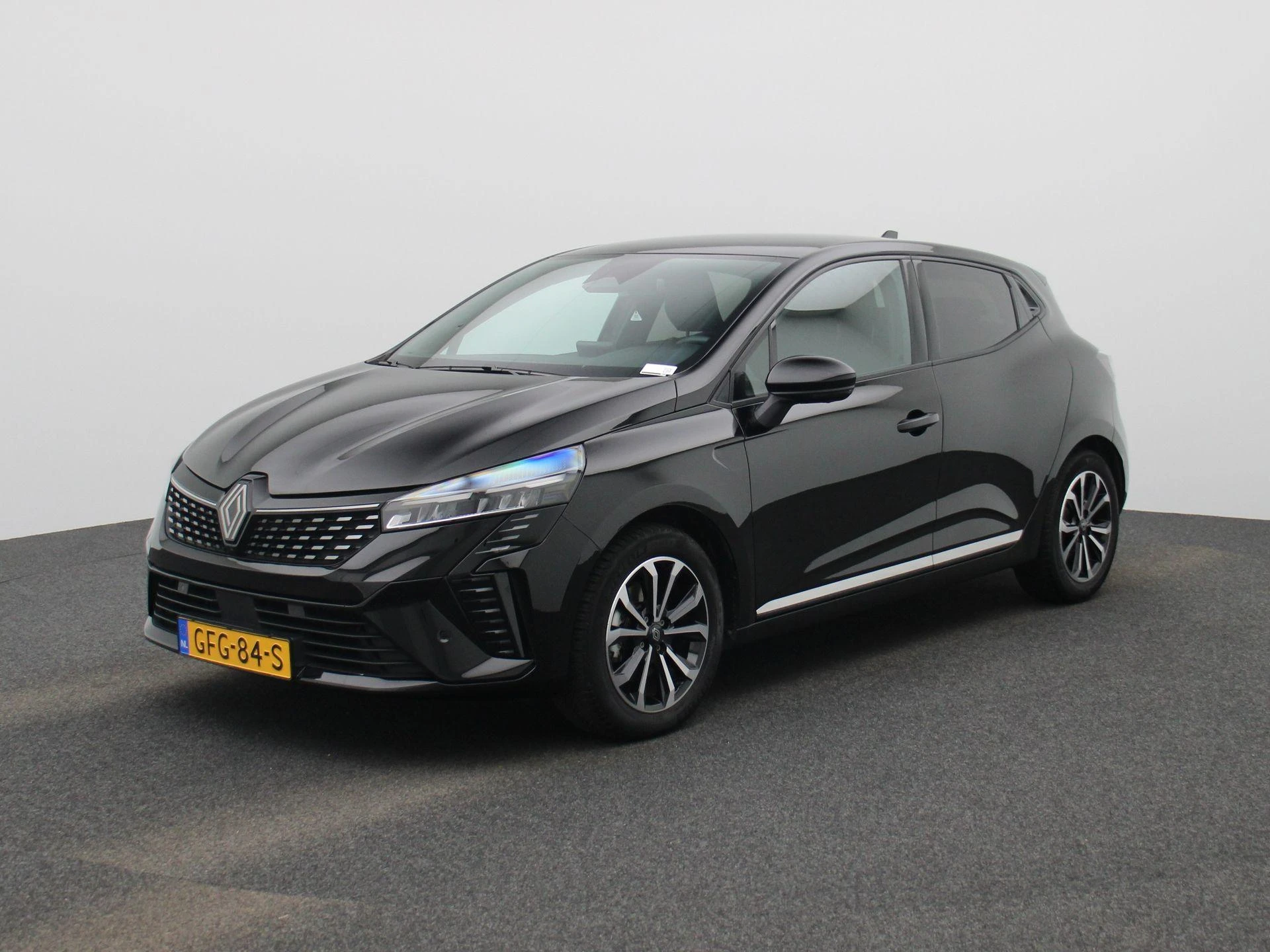Renault Clio - 1