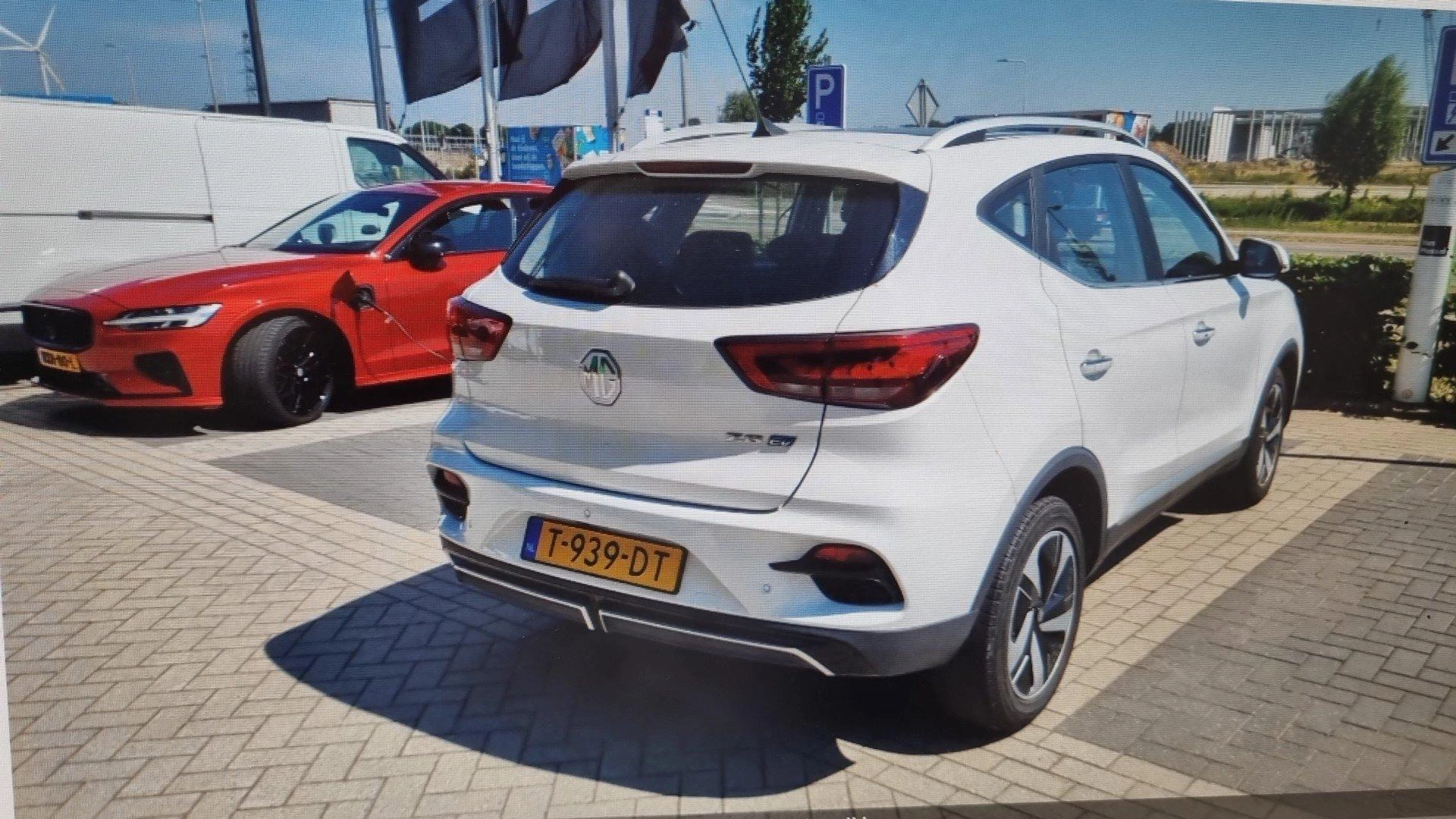 MG ZS EV Long Range Luxury 70 kWh