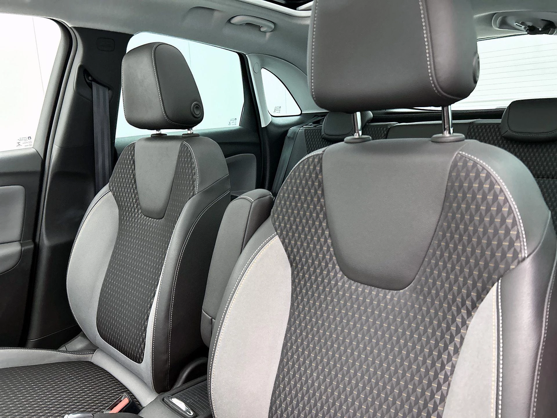Opel-Crossland X-image-11