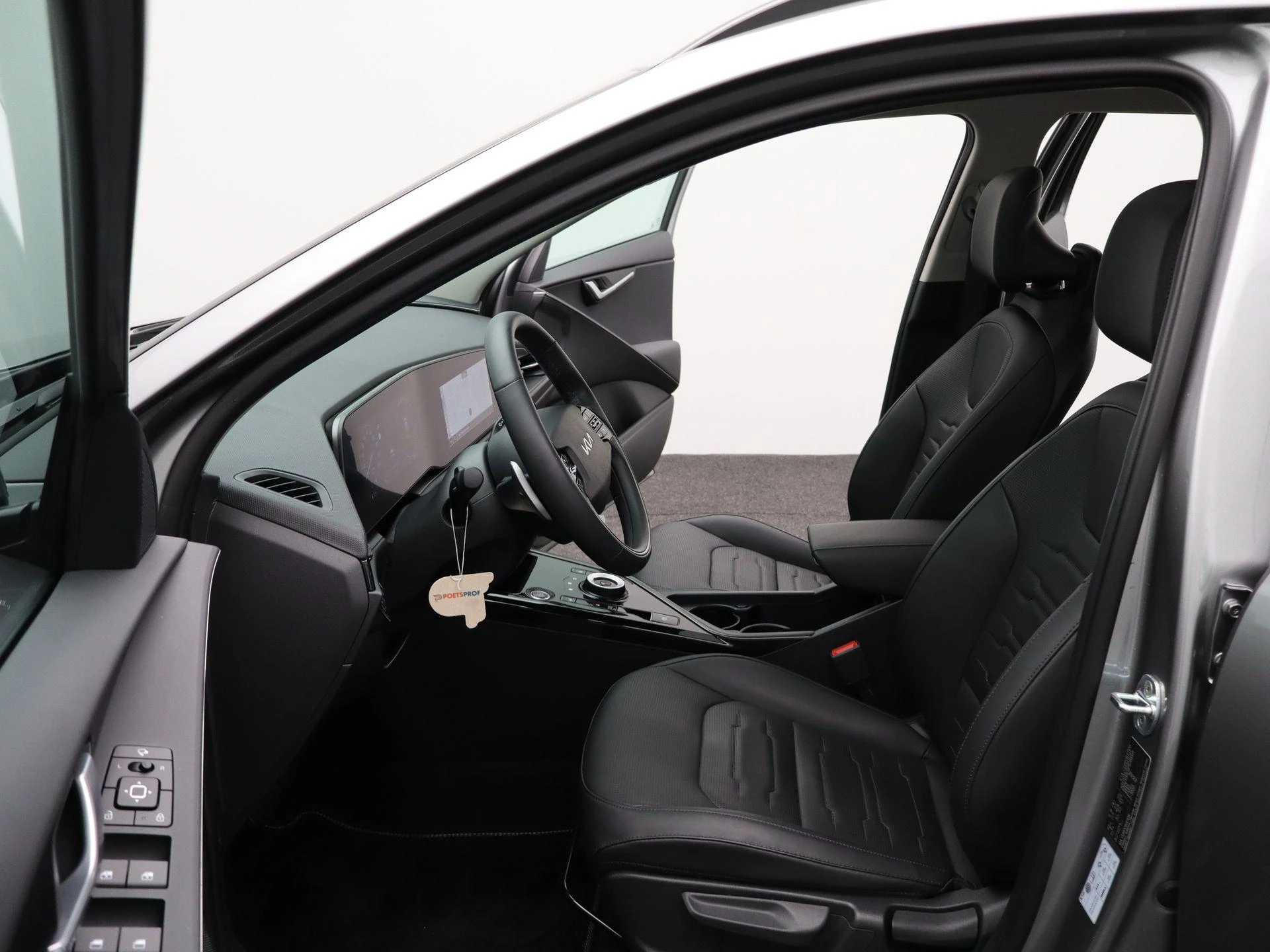 Kia-Niro-image-21