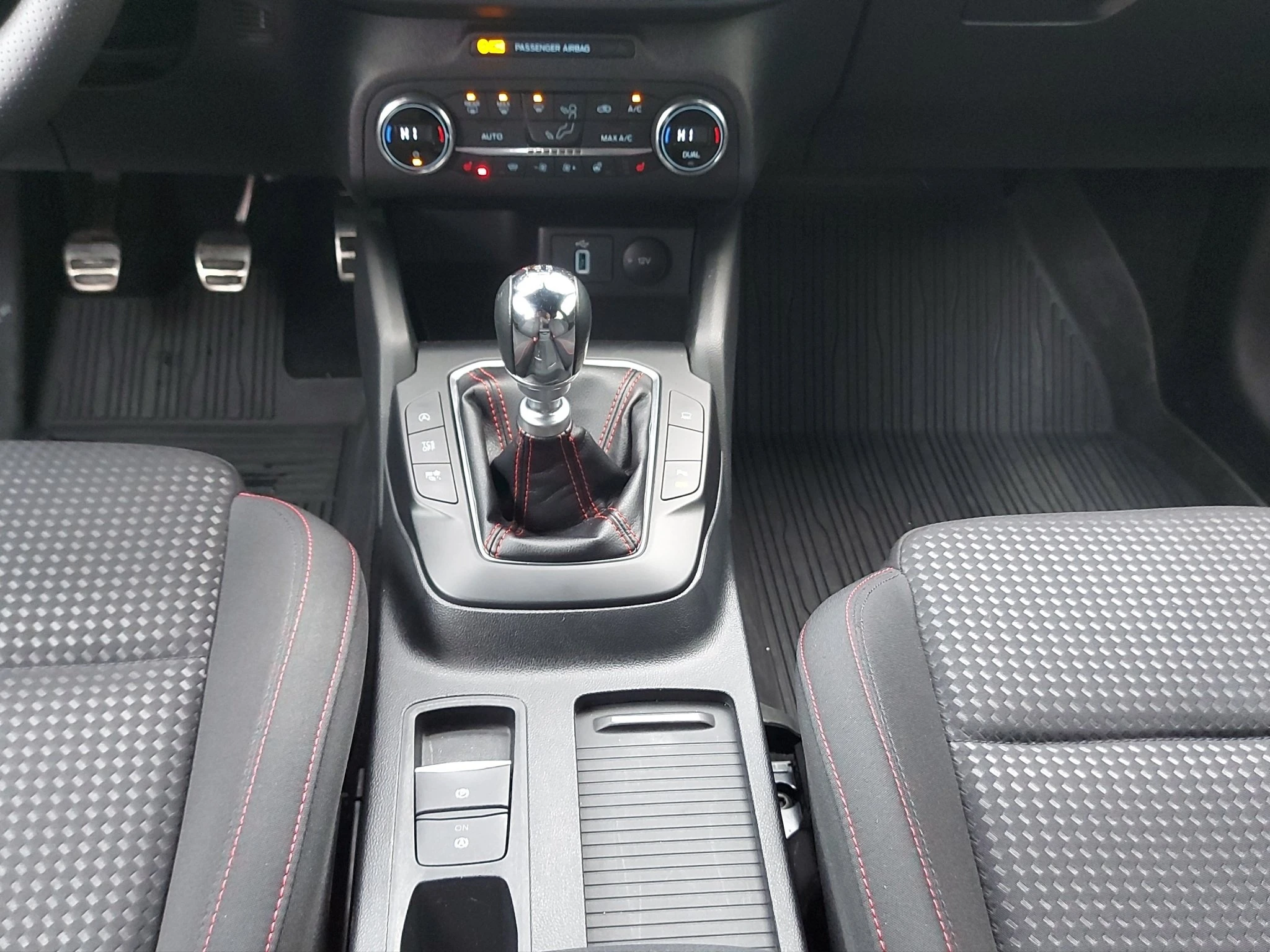 Ford-Focus-image-13