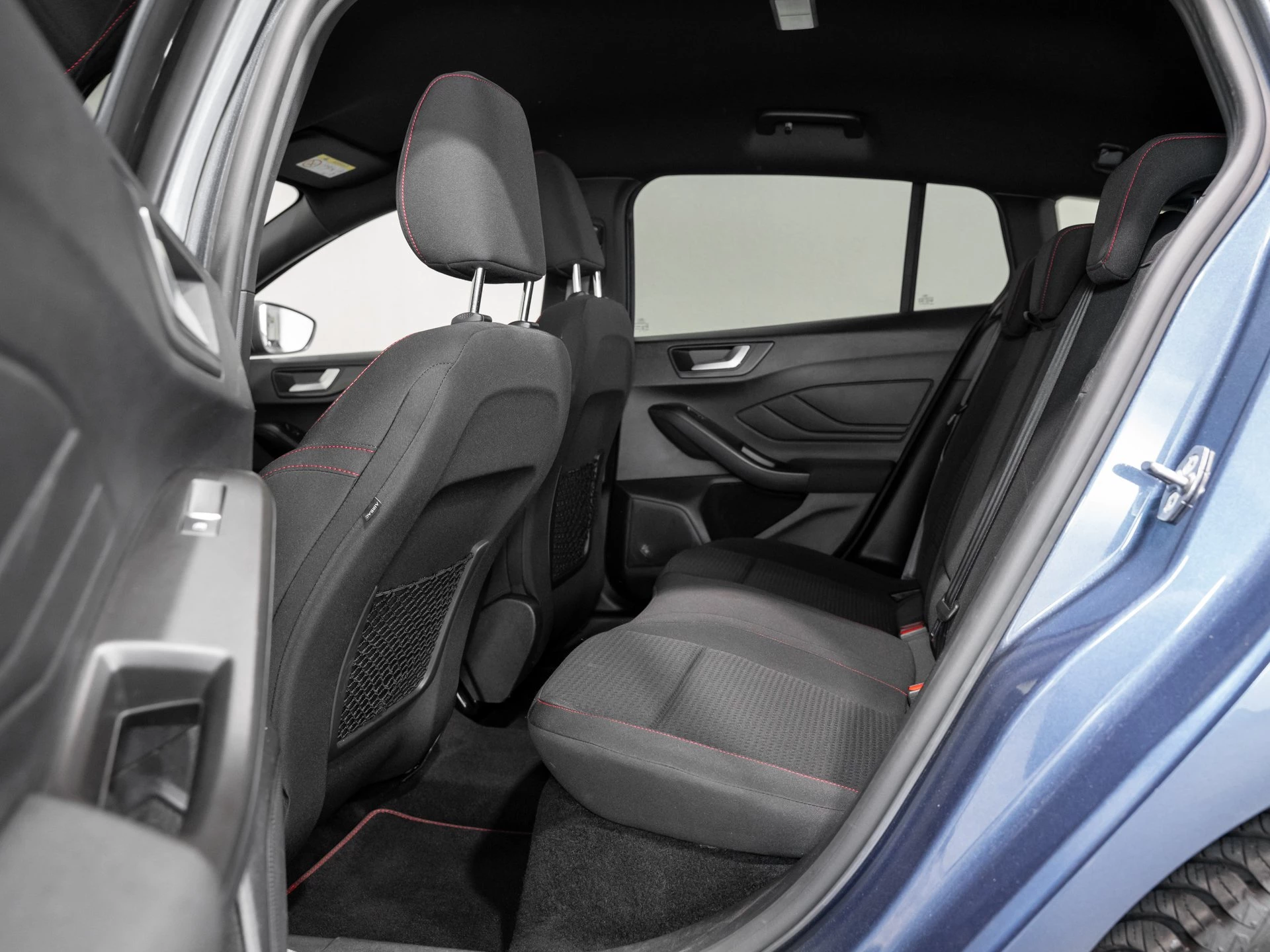 Ford Focus ST-Line X Turnier AHK ACC LED Kamera