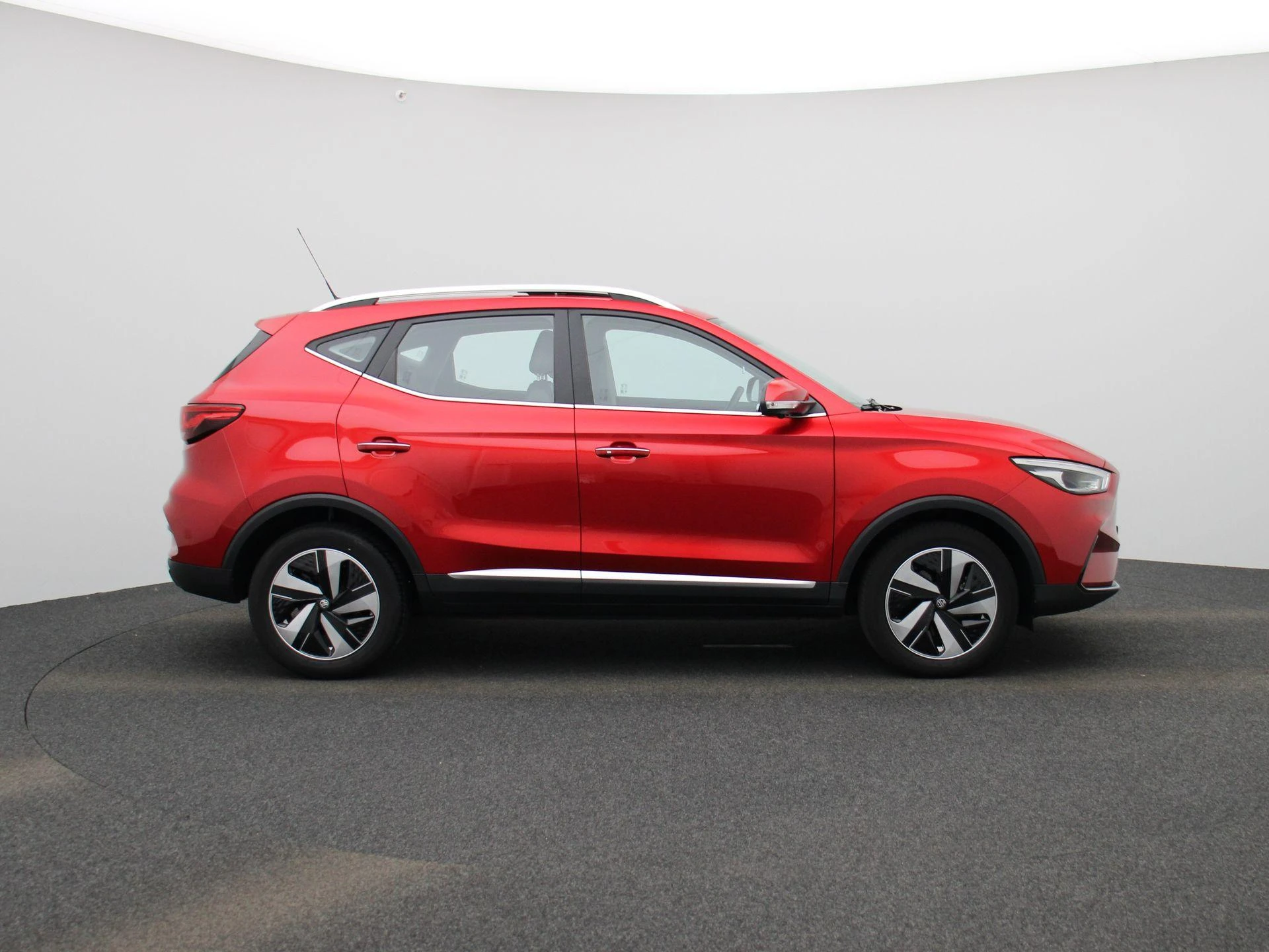 MG-ZS EV-image-5
