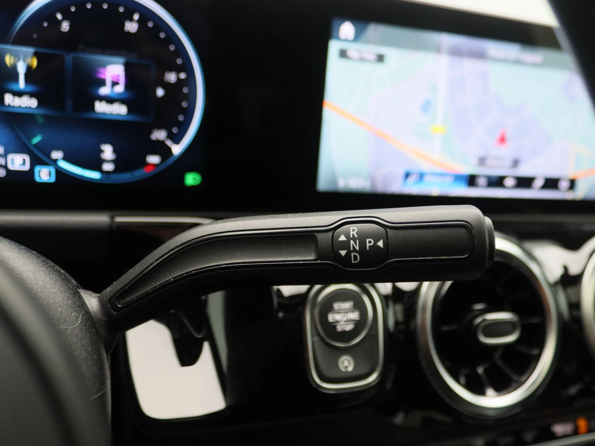 Mercedes-Benz B-Klasse 180 Business Solution Plus