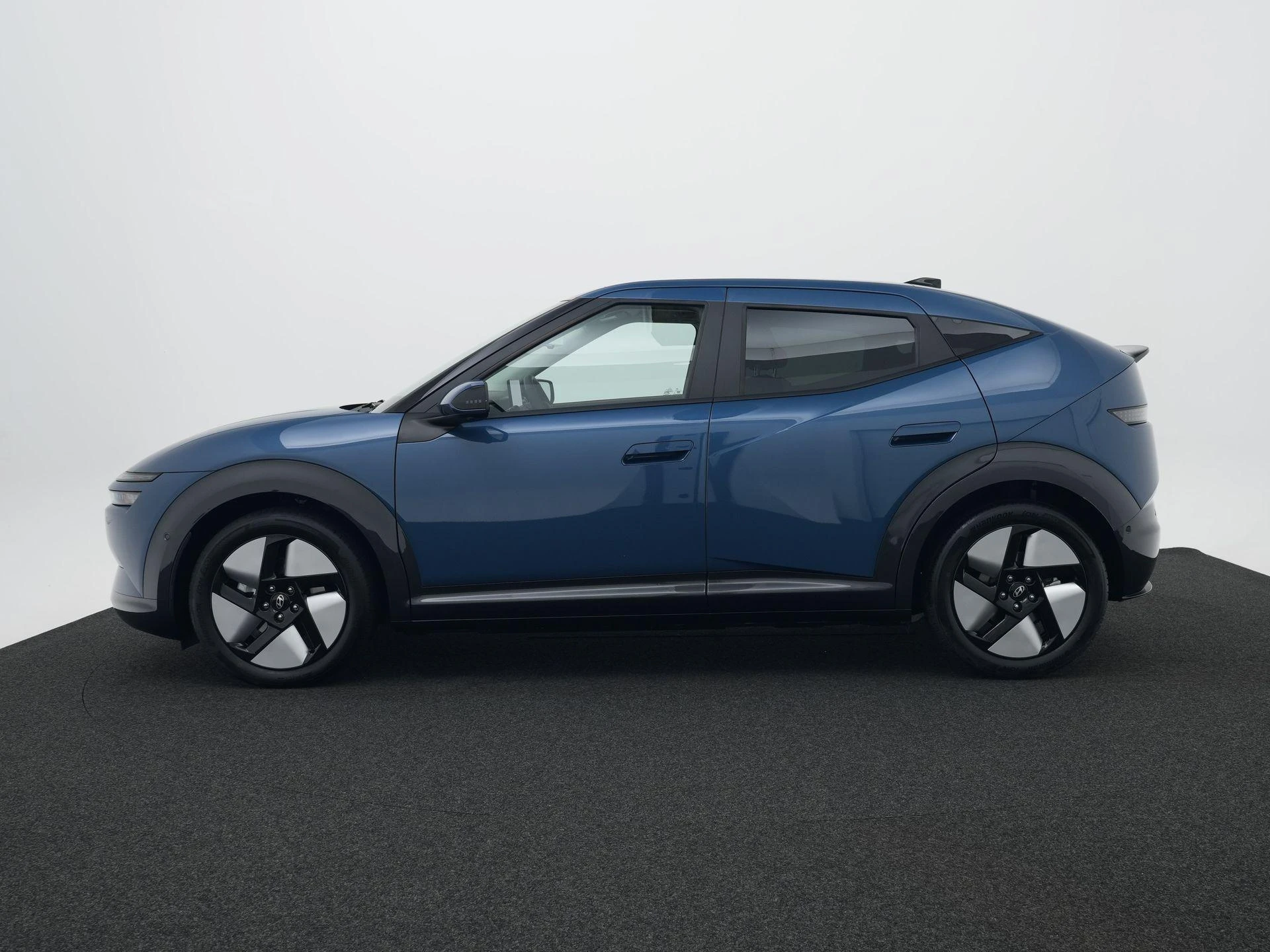 Hyundai-IONIQ 3-image-3