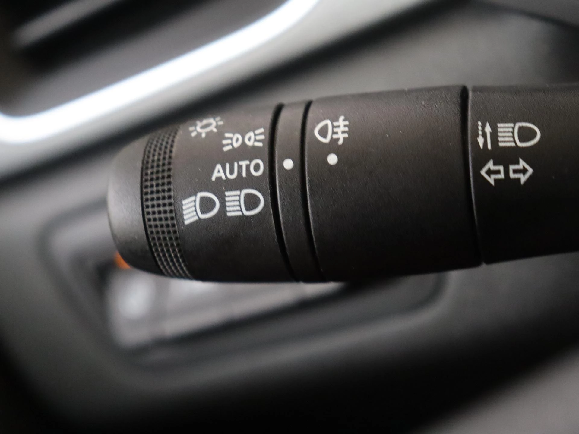 Renault-Captur-image-21