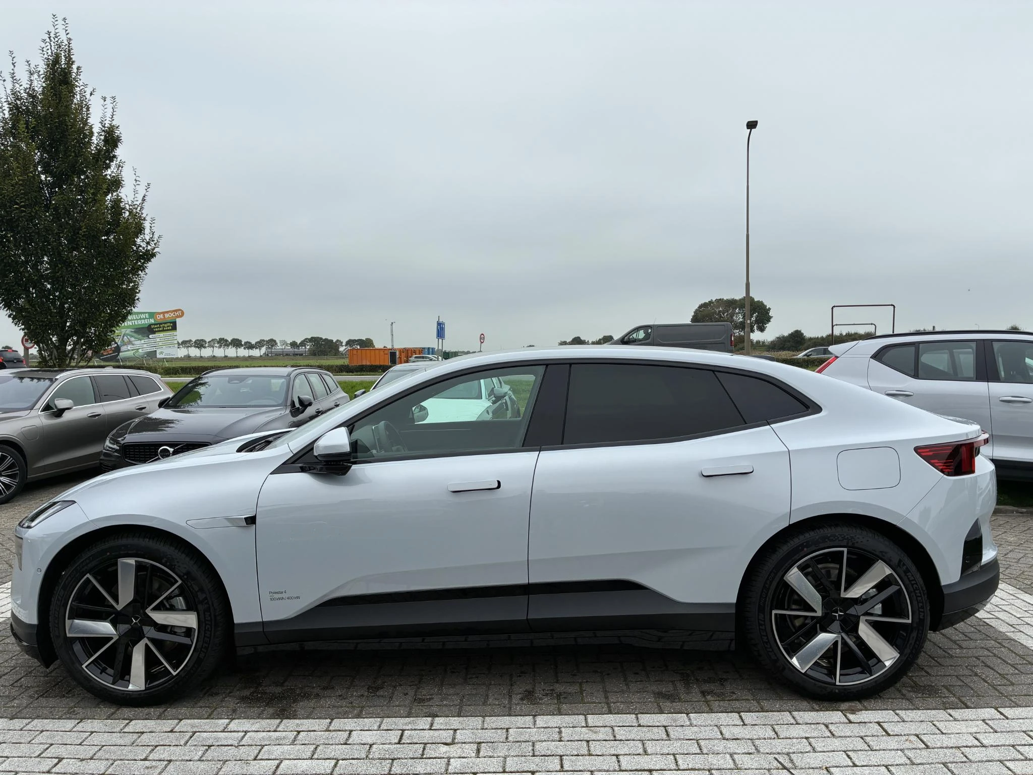 Polestar-4-image-2