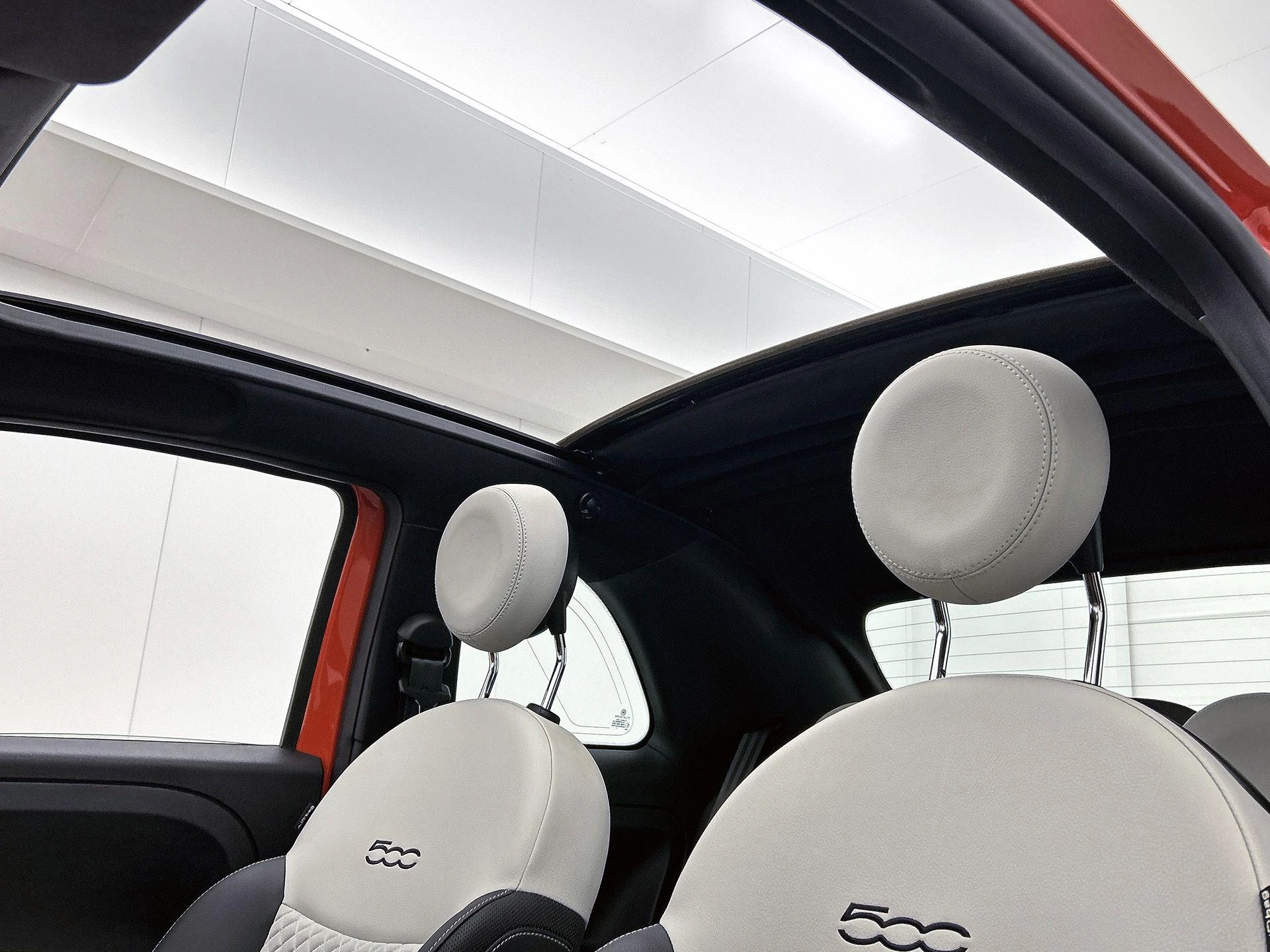 Fiat-500C-image-25