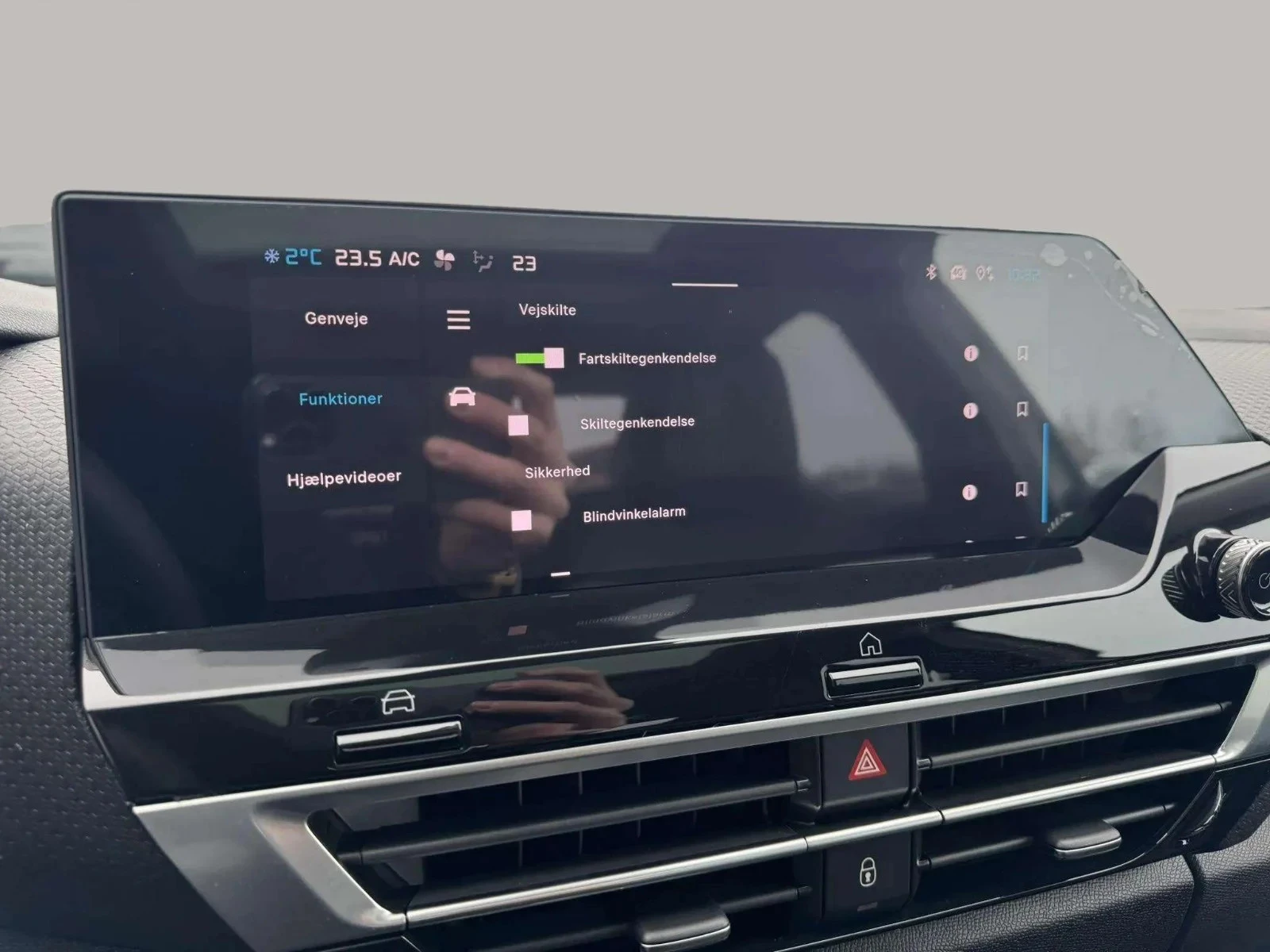 Citroën-ë-C4 X-image-20