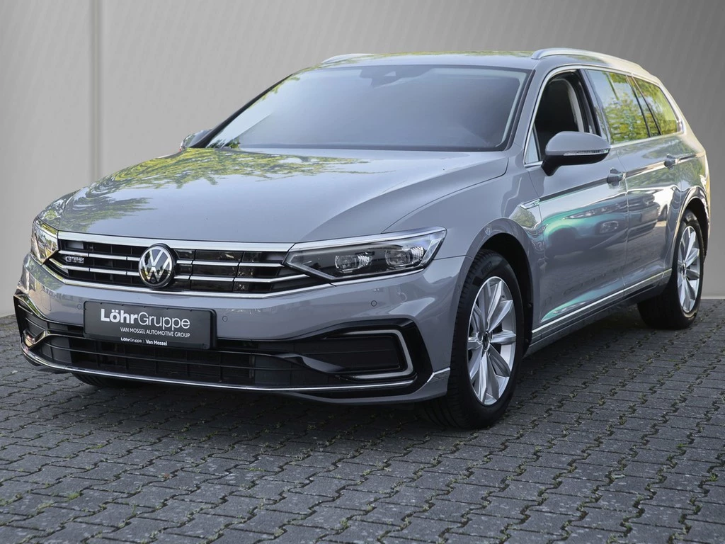 Volkswagen Passat Variant GTE 1.4 TSI DSG Hybrid *IQ-Light*Navi*Travel-Assit*Area-View*Head-up*Digi-Cockpit*App