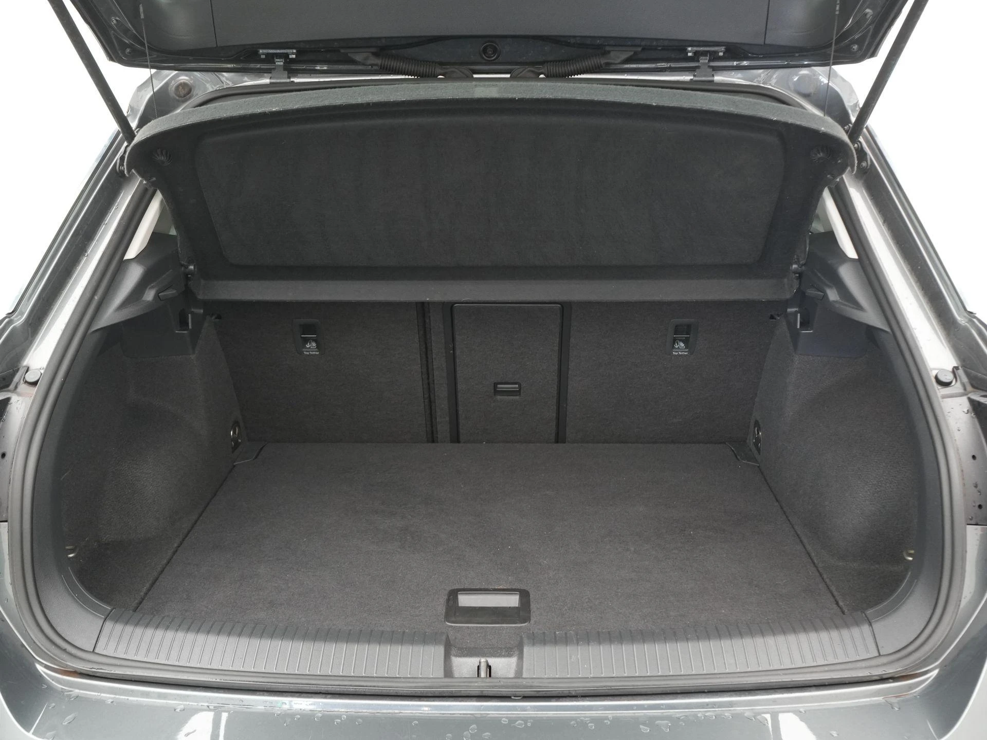 Volkswagen-T-Roc-image-27