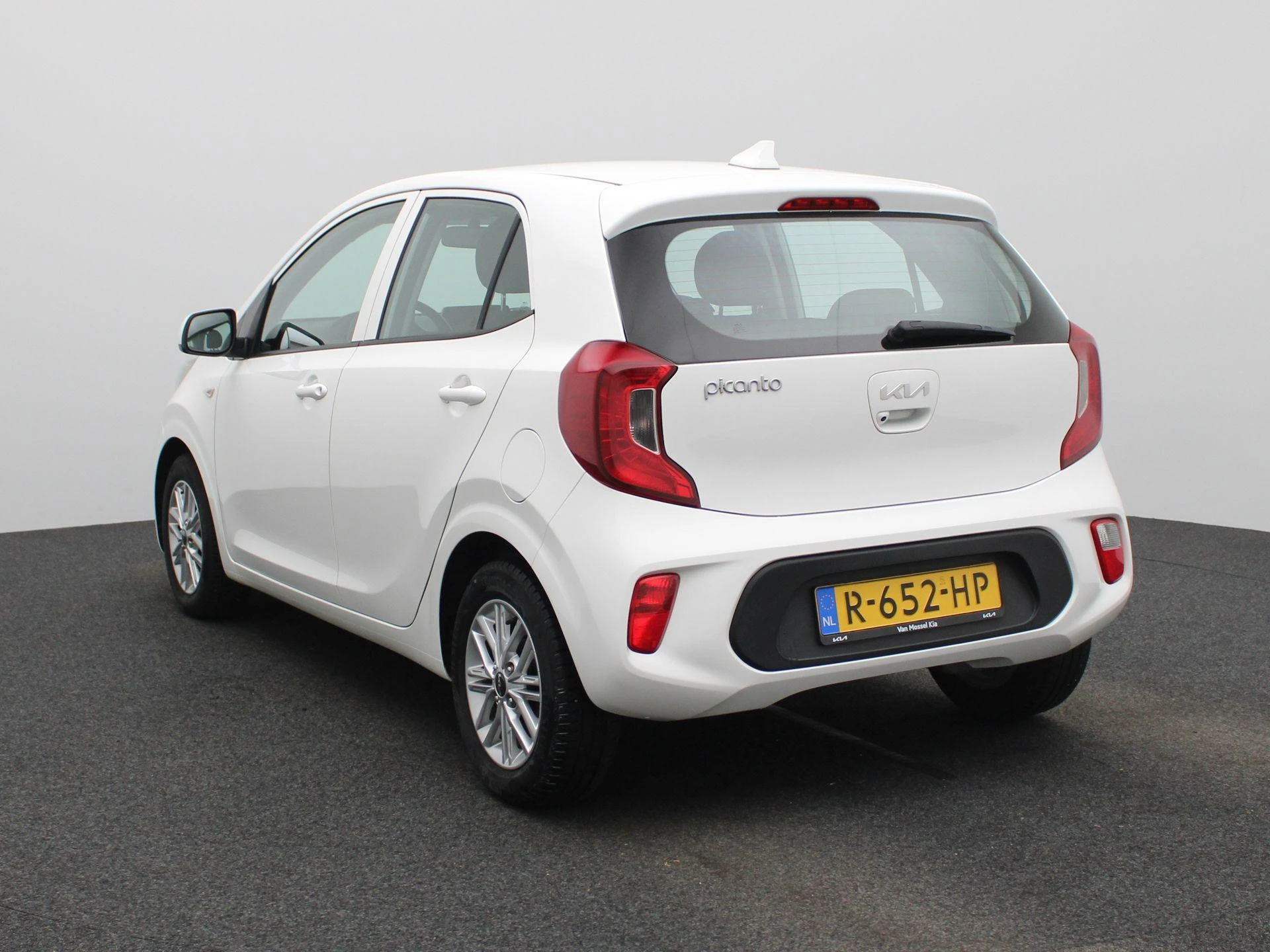 Kia-Picanto-image-1