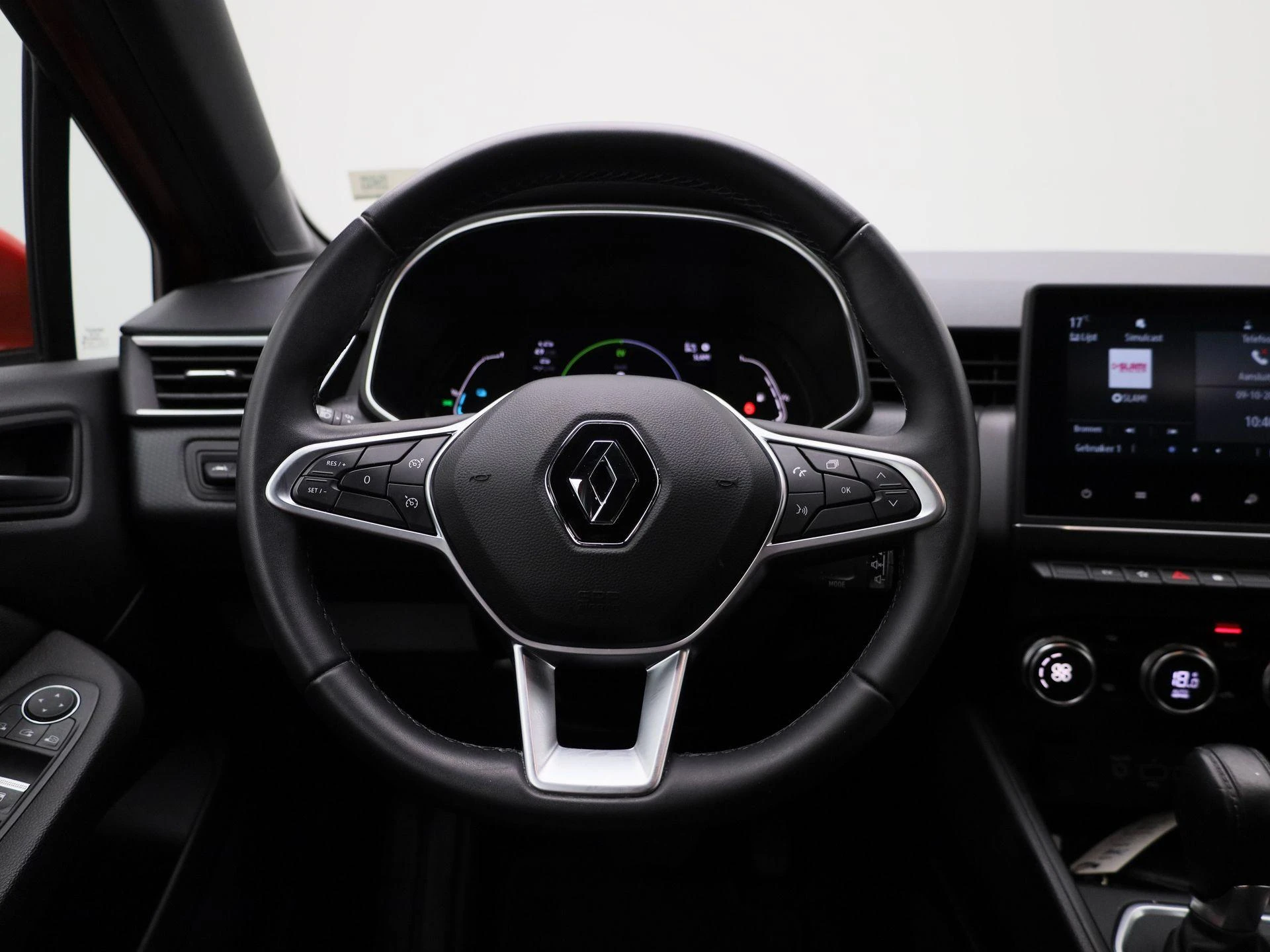 Renault-Clio-image-6
