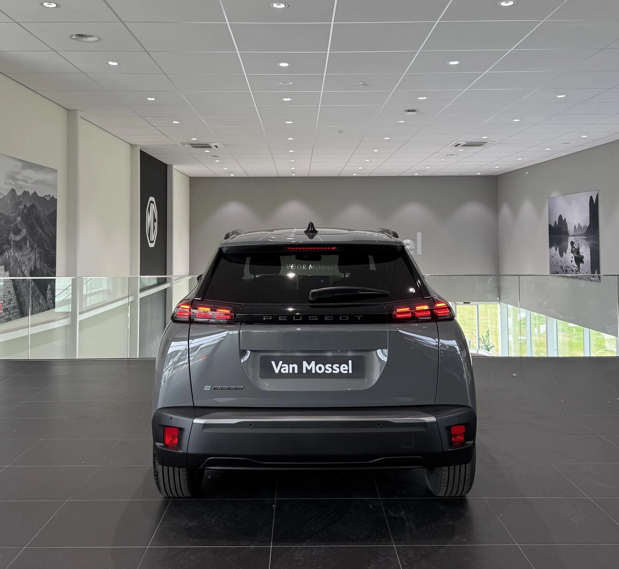 Peugeot-e-2008-image-3