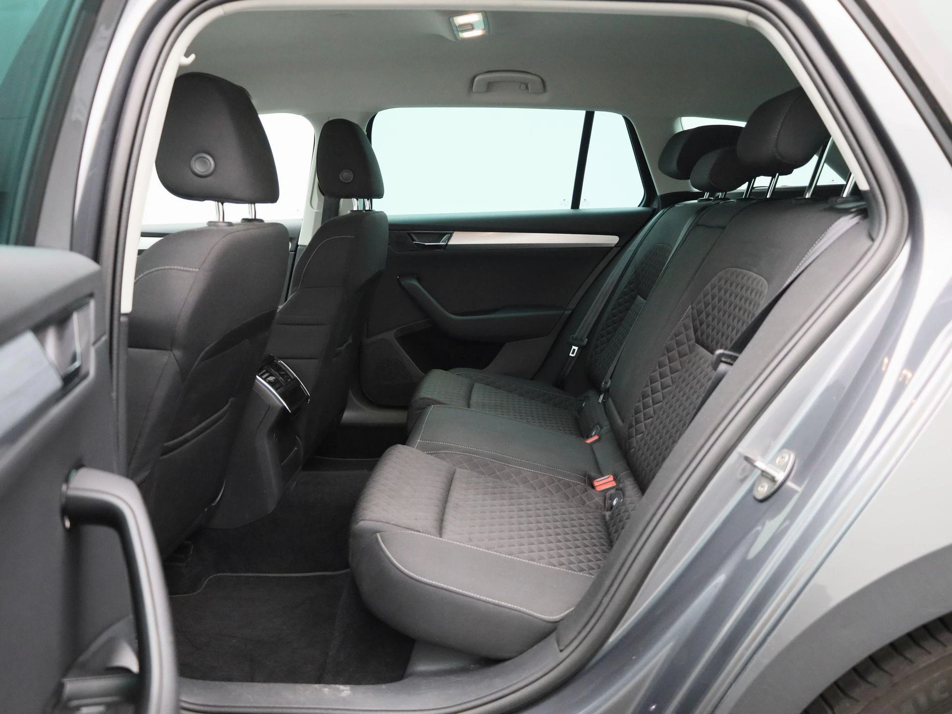 Škoda Superb Combi 1.5 TSI ACT 110kW DSG7 Ambition