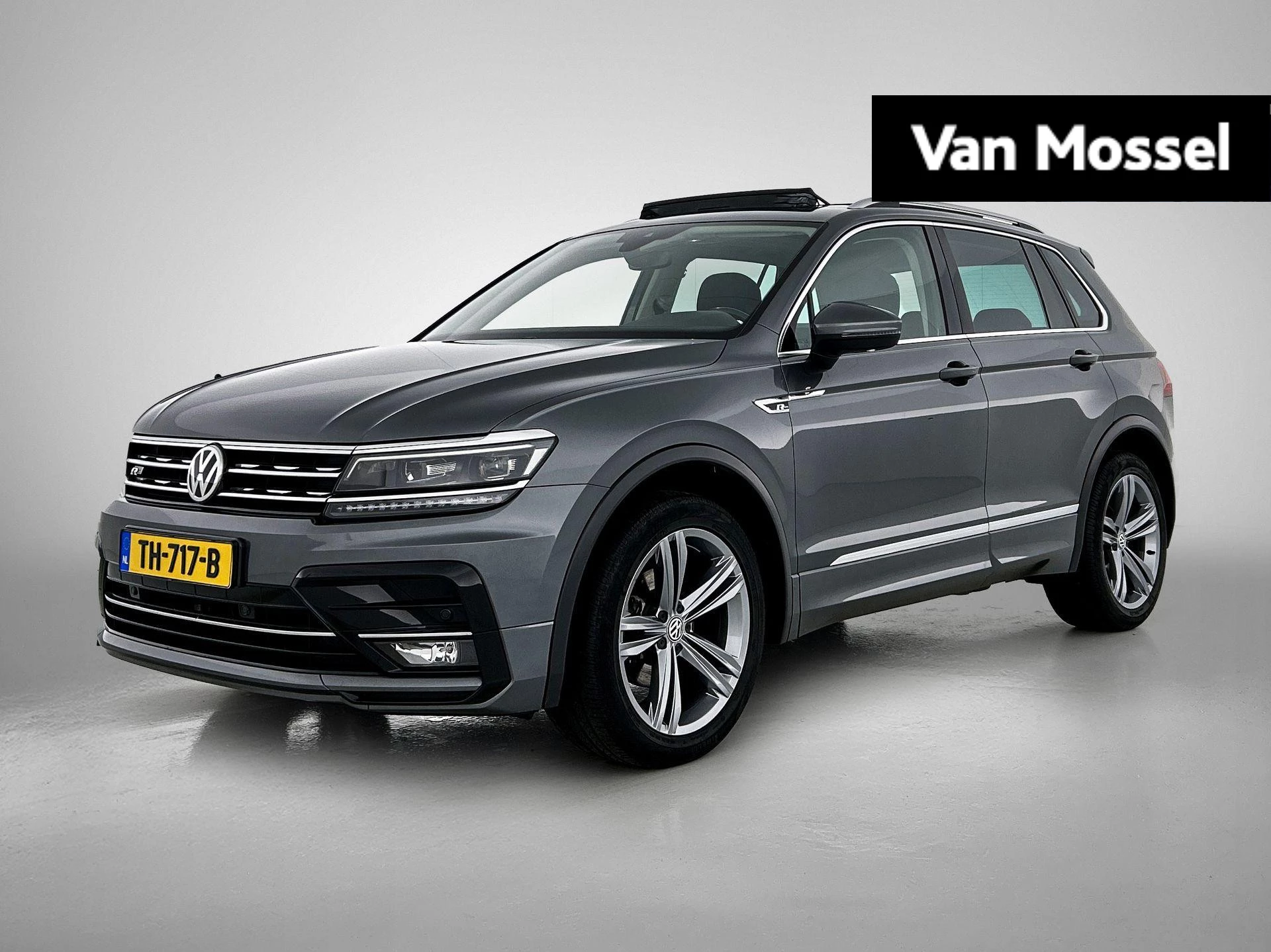 Volkswagen-Tiguan-image-0