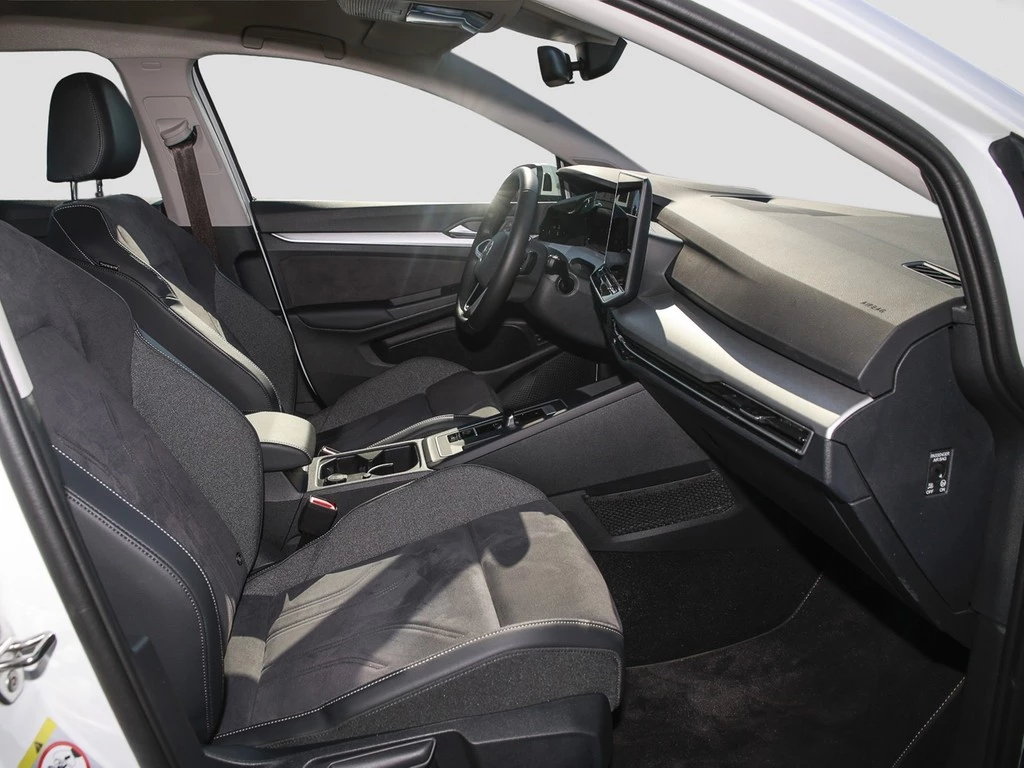 Volkswagen Golf VIII 1.5 TSI DSG eHybrid Life AHK, VWG