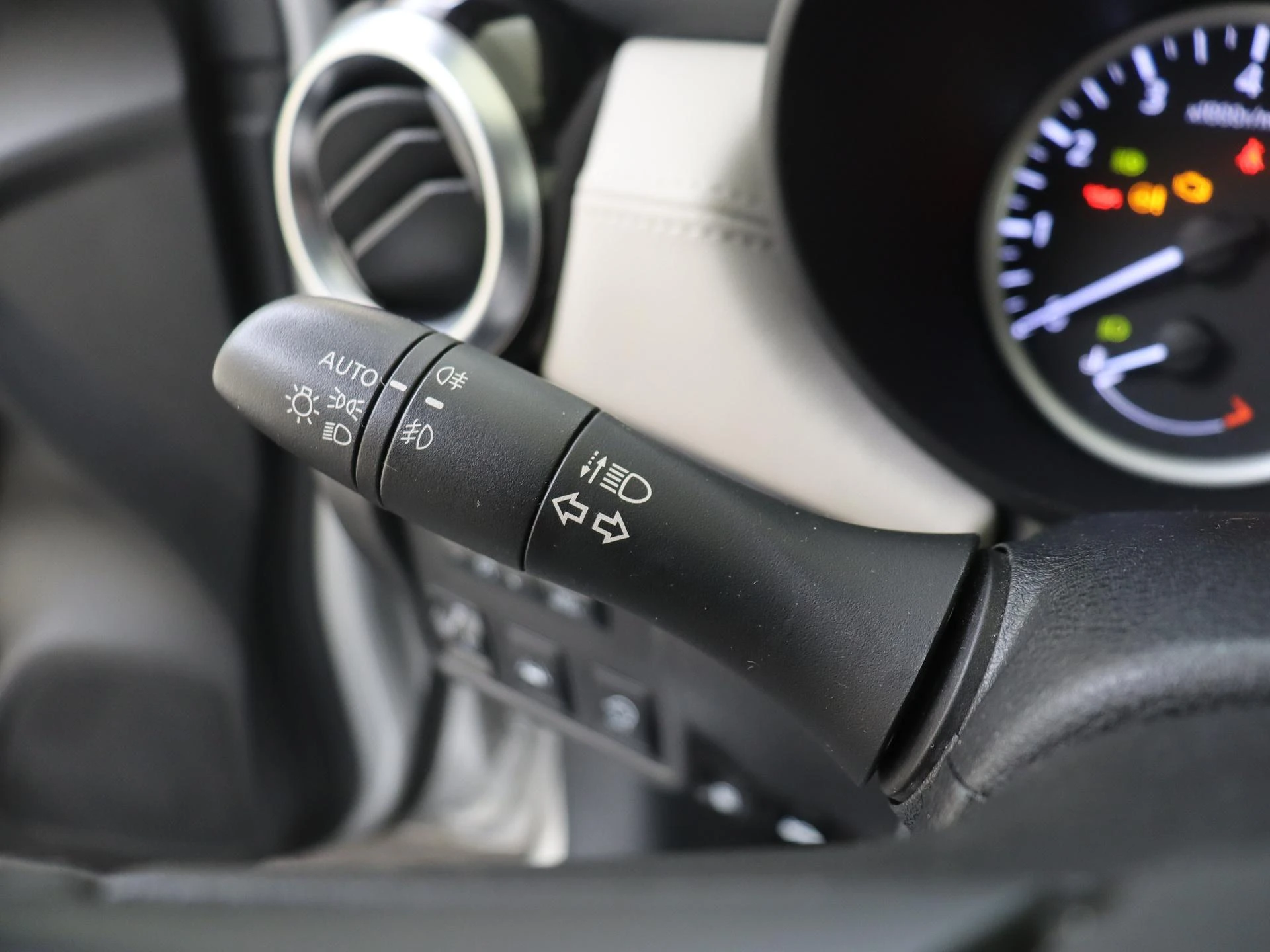 Nissan-Micra-image-20