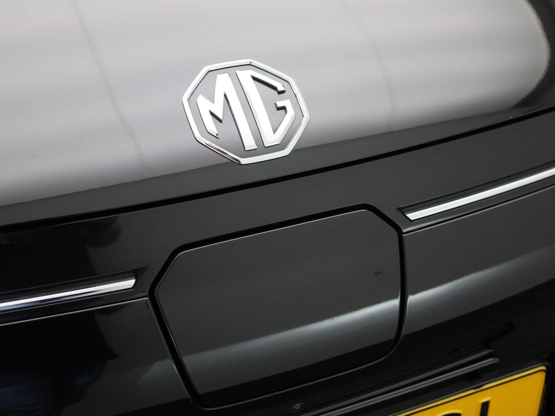 MG MG5 Electric Luxury Long Range 61 kWh