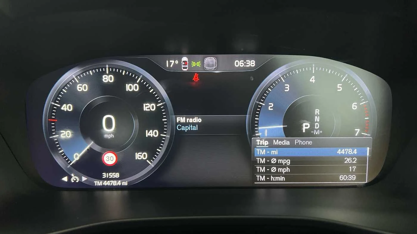 Volvo-XC40-image-8