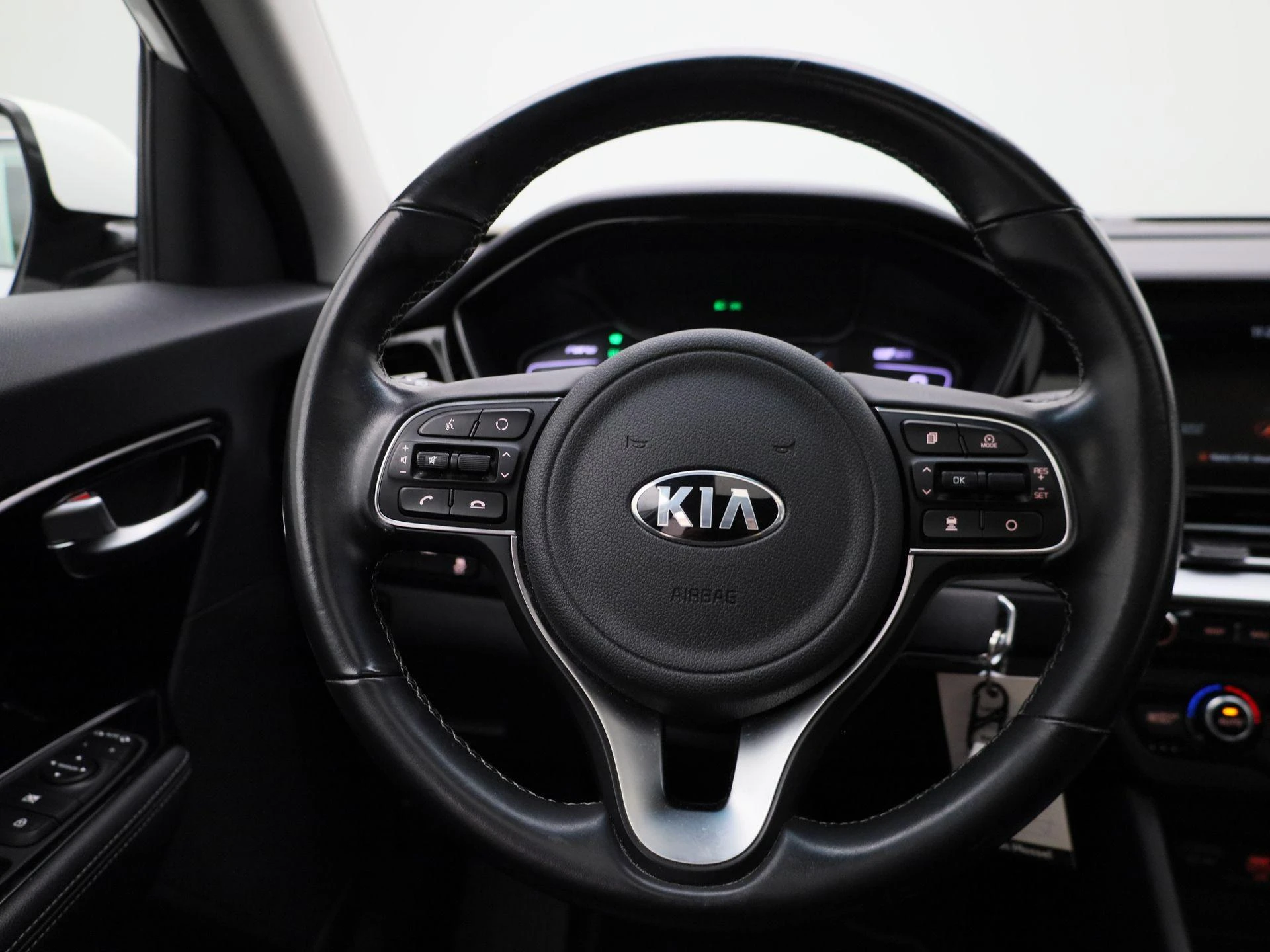 Kia-Niro-image-6