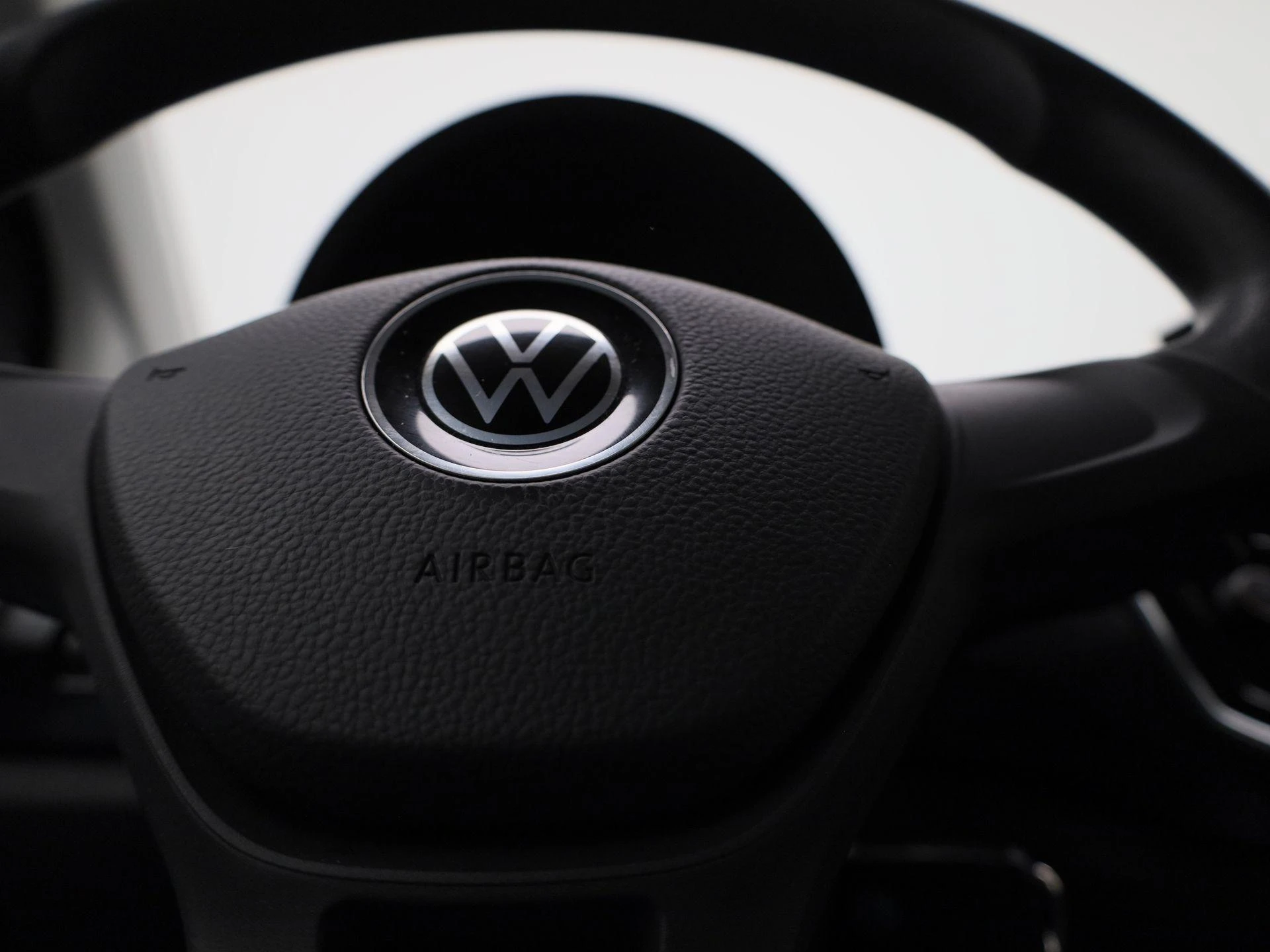 Volkswagen-up!-image-20